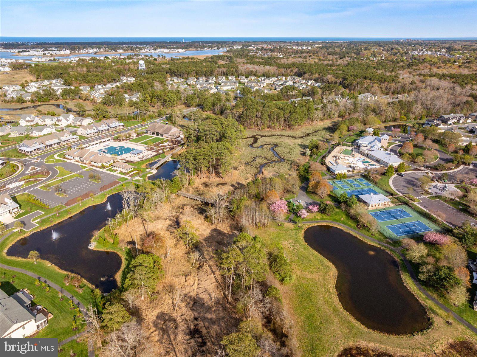BAY FOREST CLUB - Residential