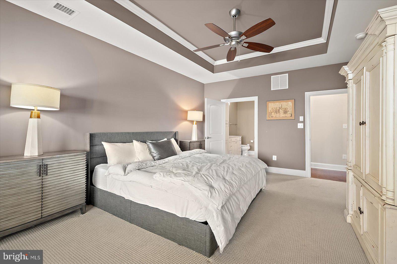 BAY FOREST CLUB - Residential