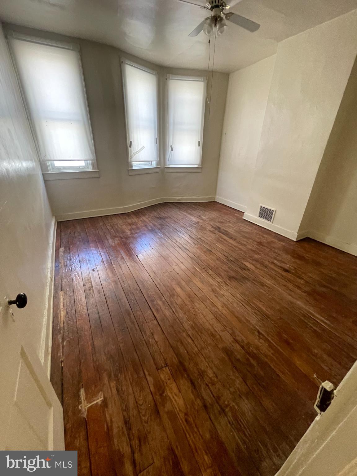 SANDTOWN-WINCHESTER - Residential