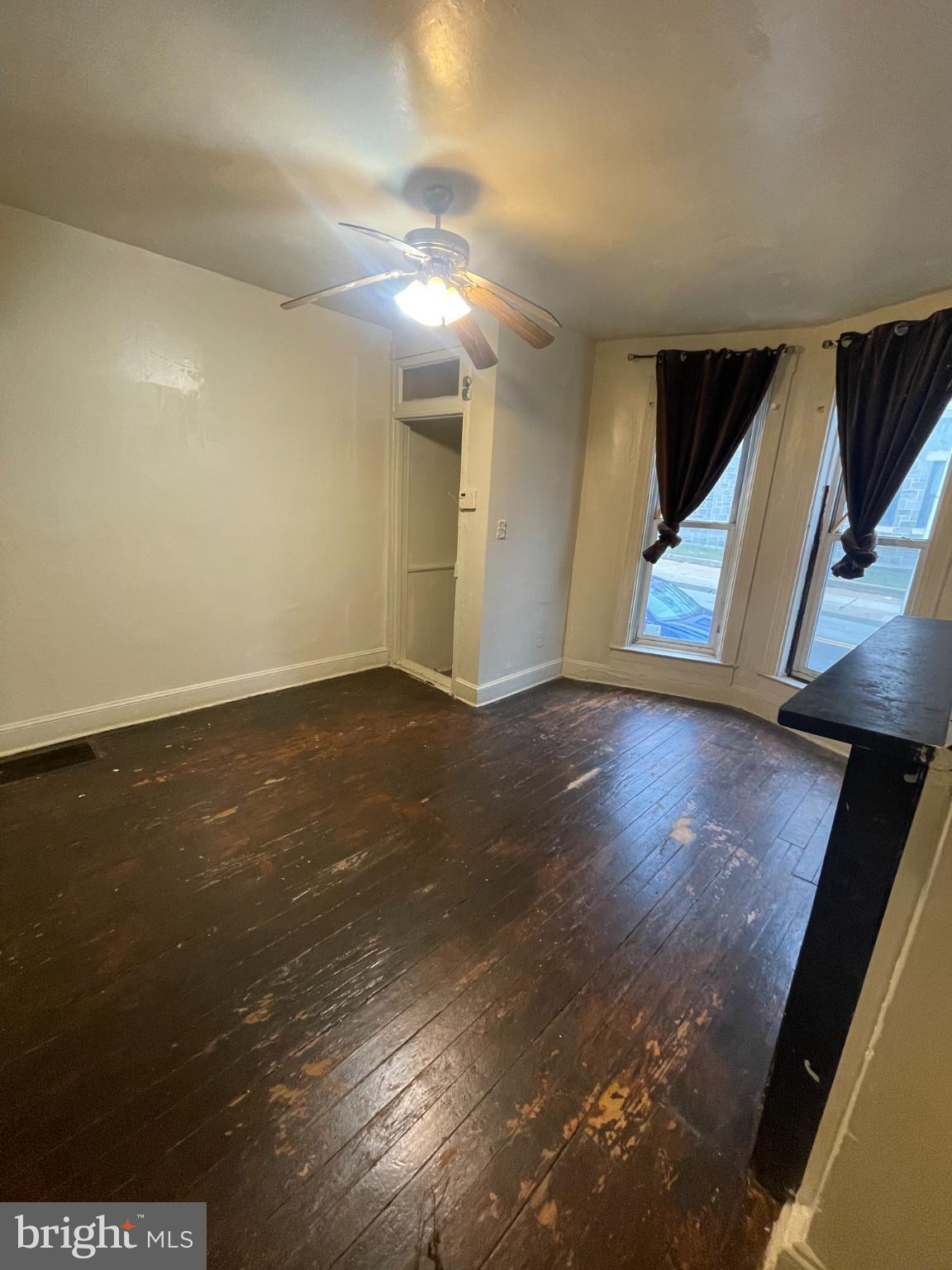 SANDTOWN-WINCHESTER - Residential