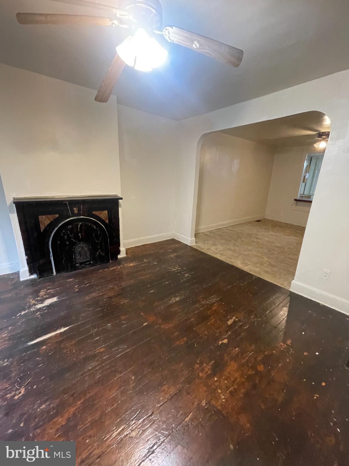 SANDTOWN-WINCHESTER - Residential