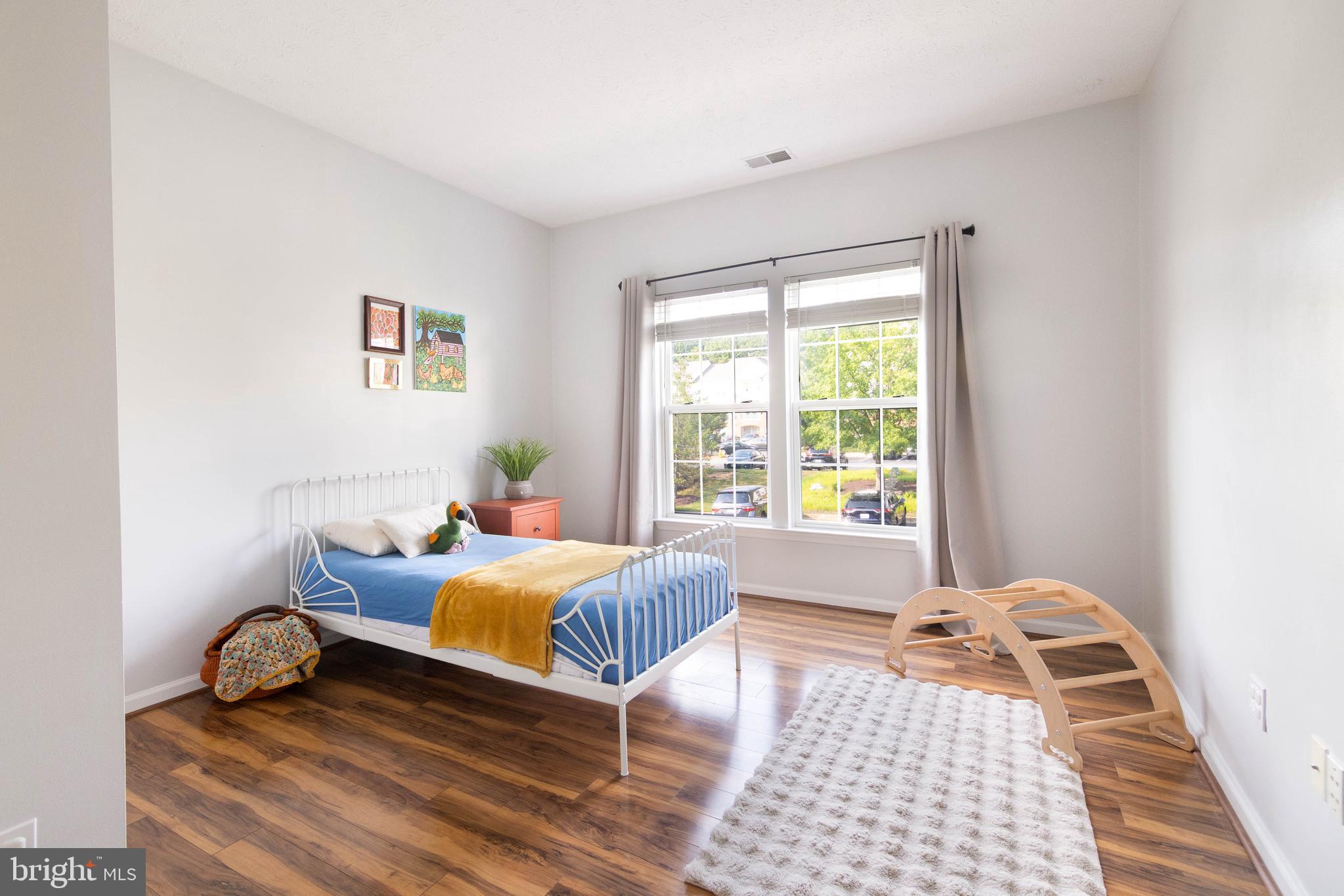 CHESTNUT TERRACE - Residential