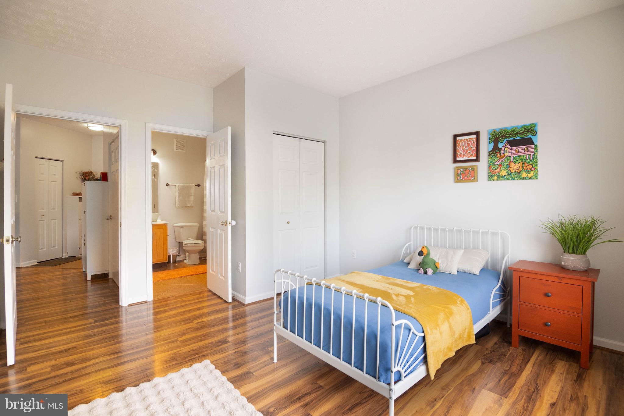 CHESTNUT TERRACE - Residential