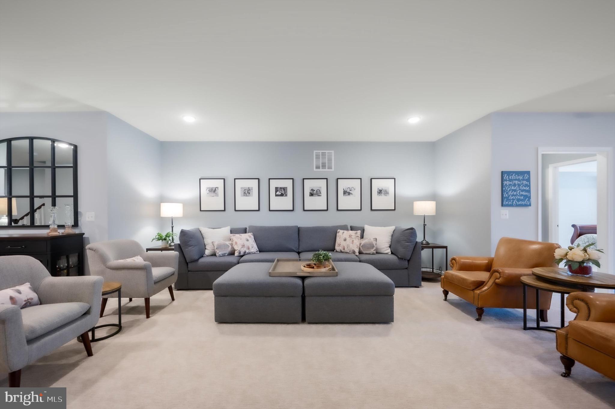 LEXINGTON 7 - Residential