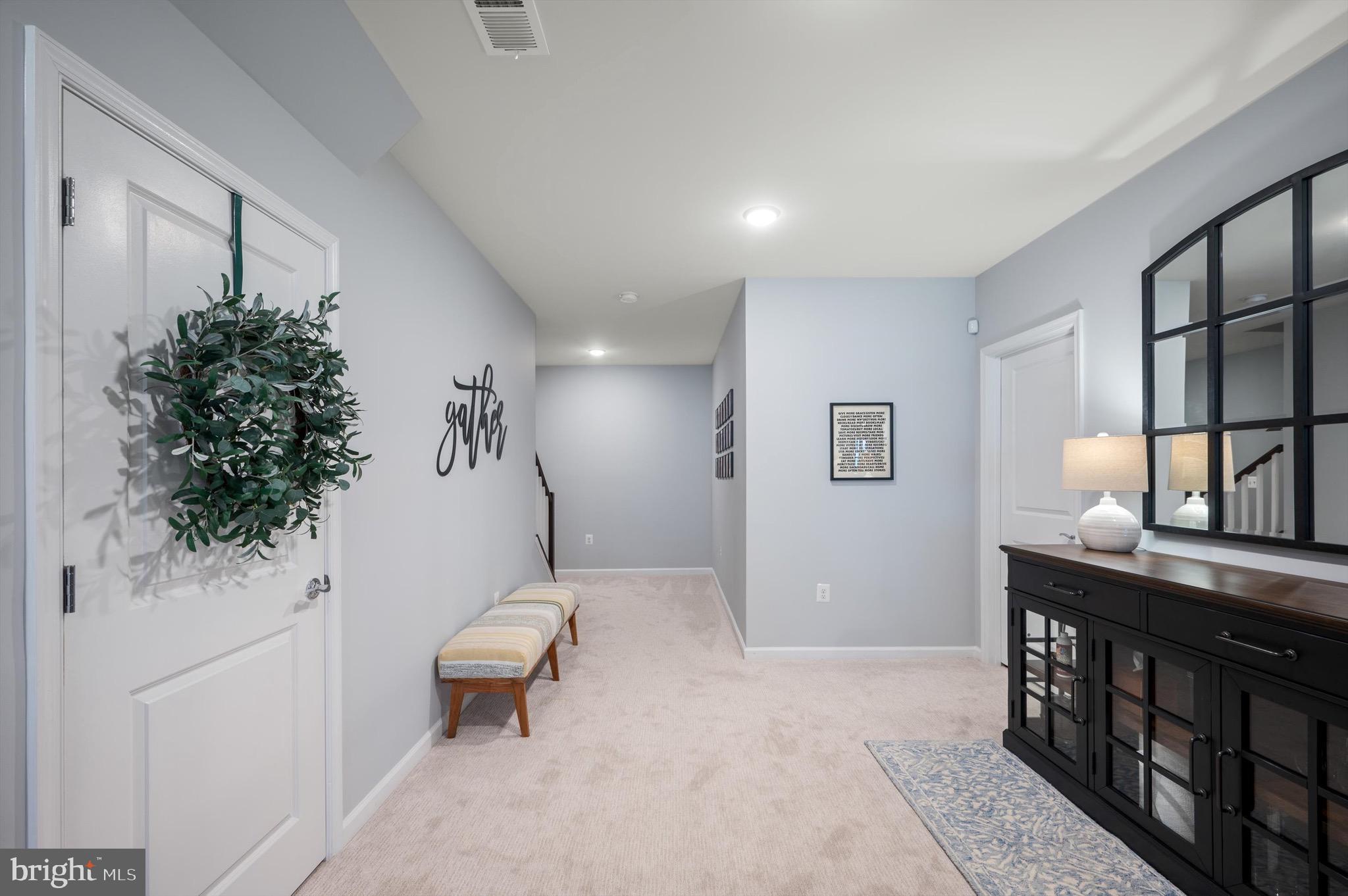 LEXINGTON 7 - Residential