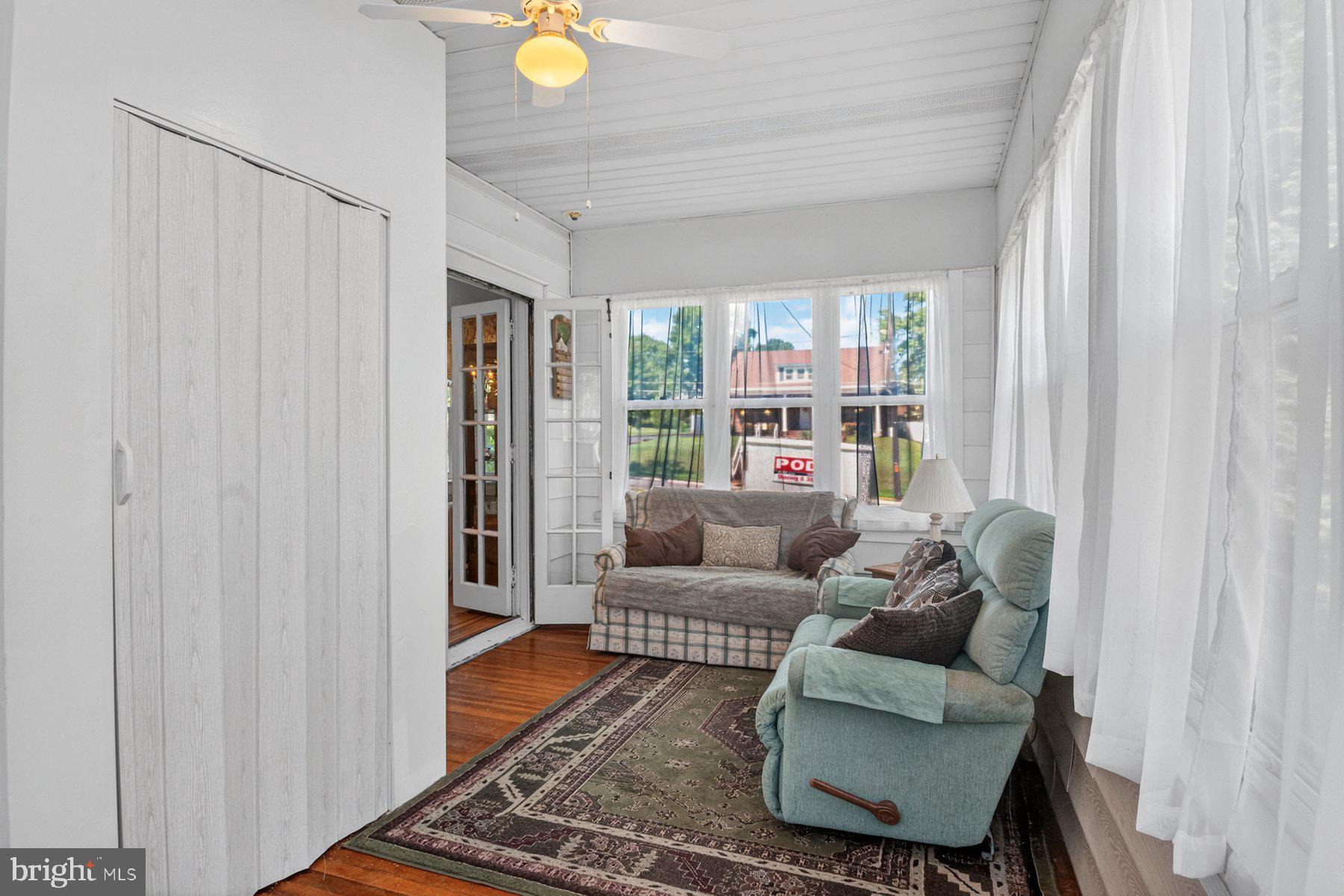 EDEN TERRACE - Residential