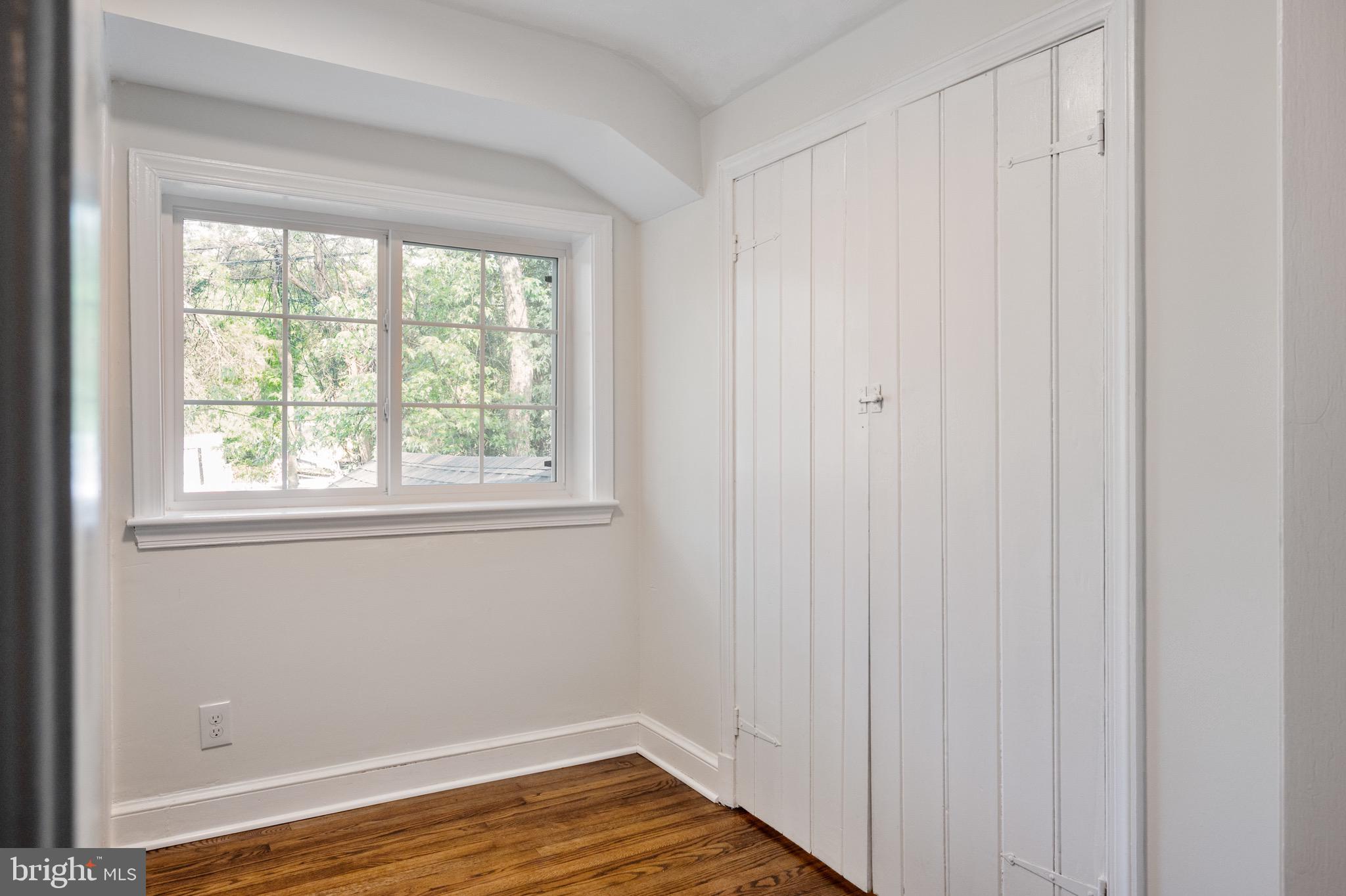 WILTON WOODS - Residential