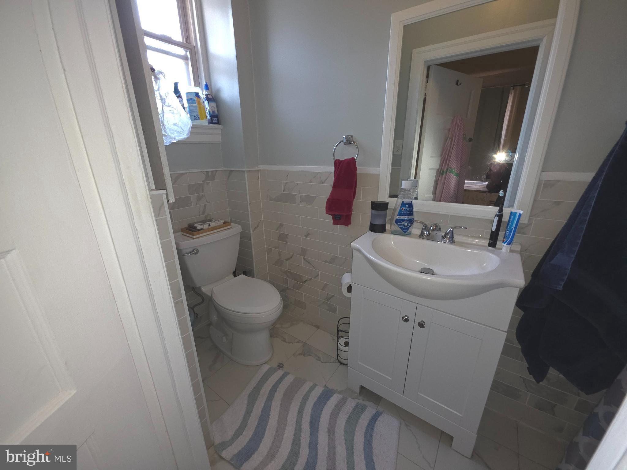 WEST OAK LANE - Residential Income