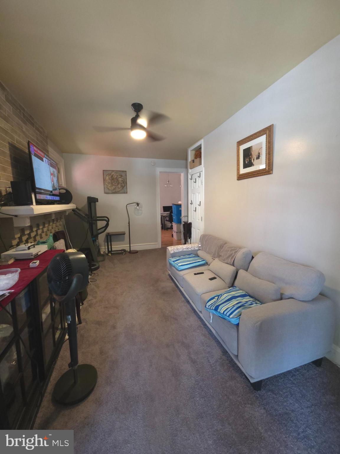 WEST OAK LANE - Residential Income