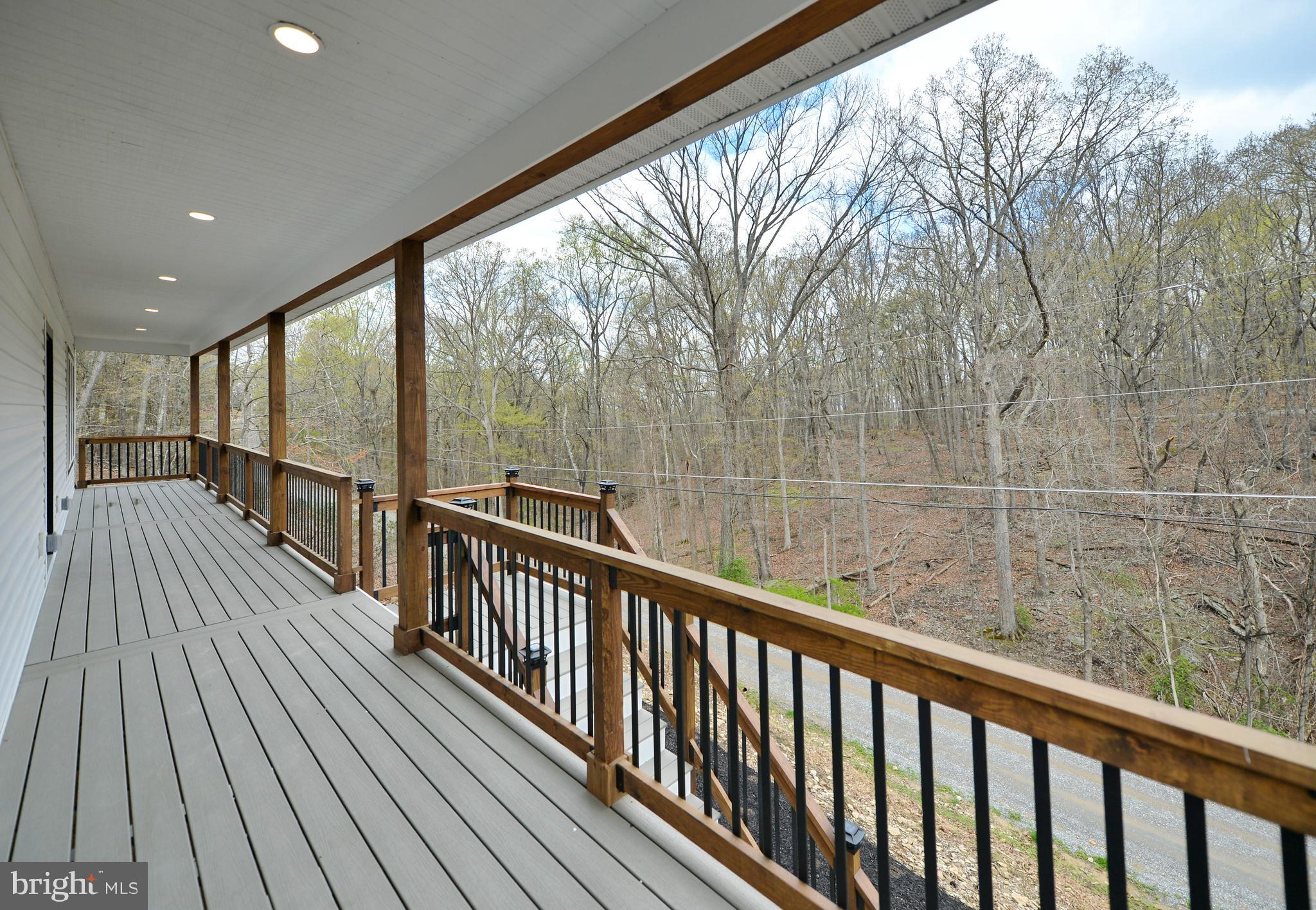 SHENANDOAH RETREAT - Residential
