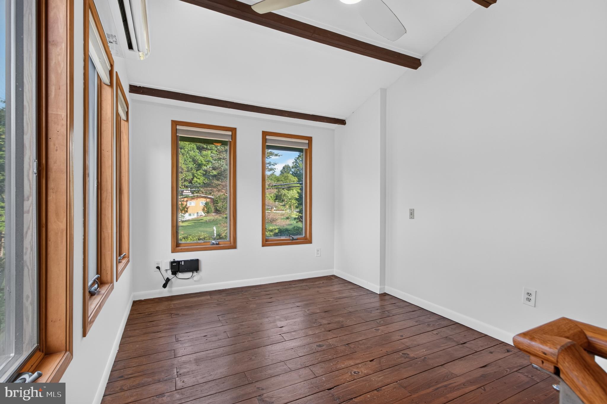 HOLMES RUN ACRES - Residential