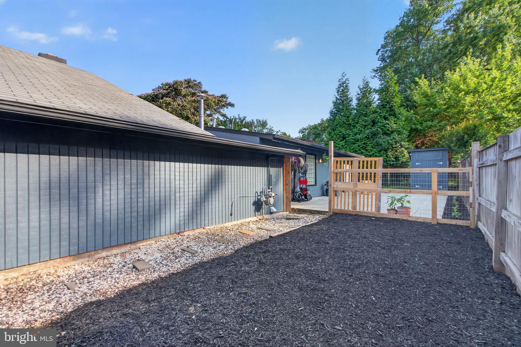 HOLMES RUN ACRES - Residential