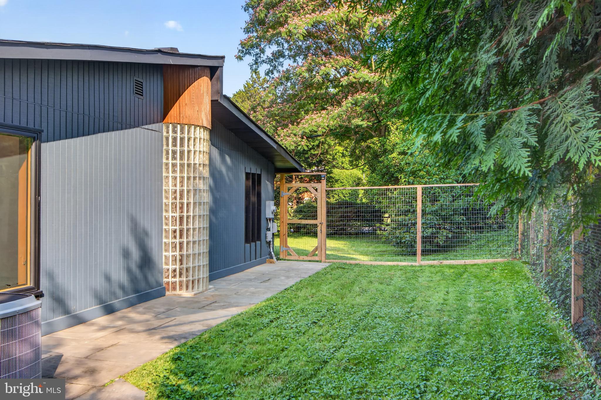 HOLMES RUN ACRES - Residential