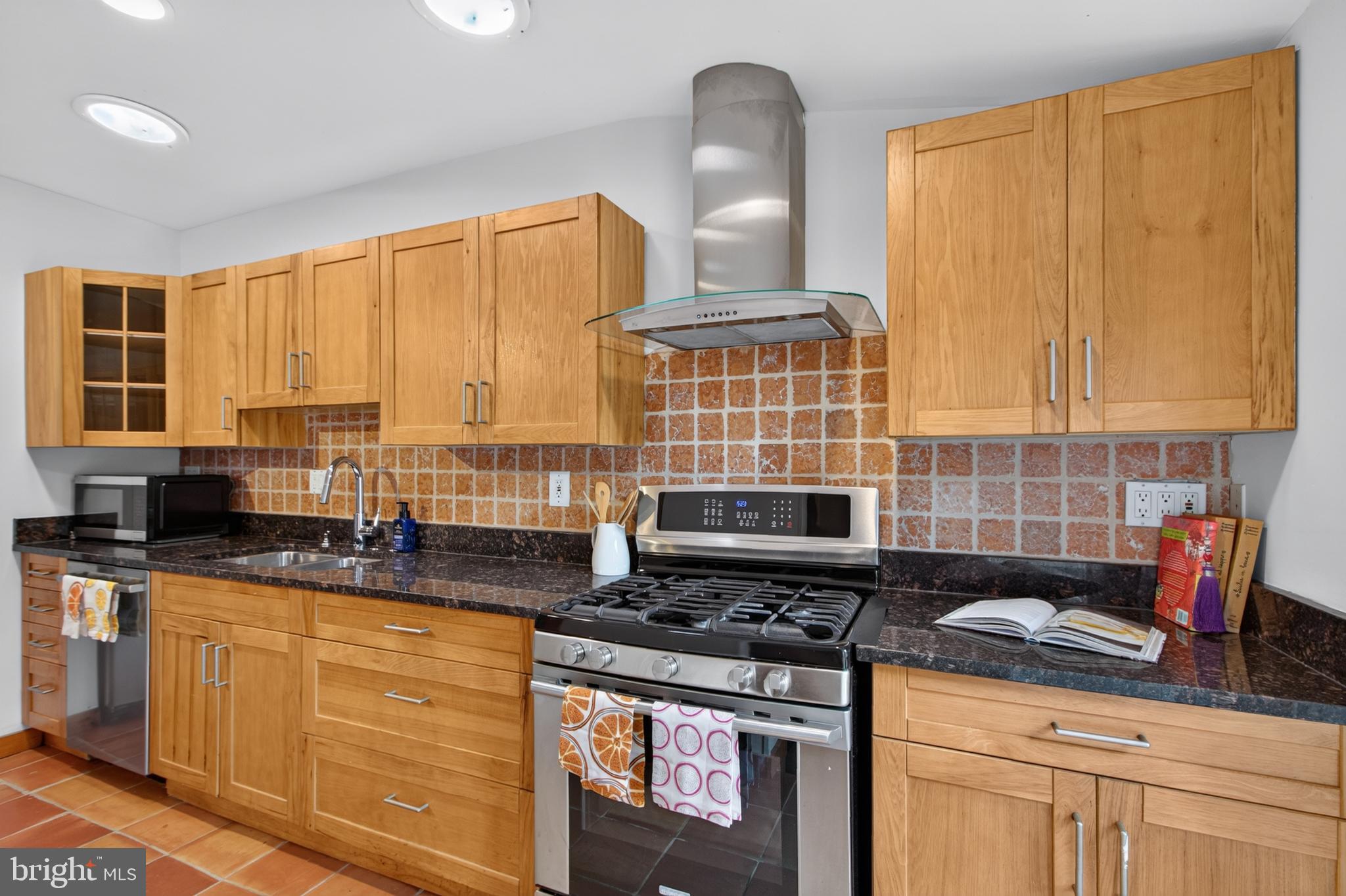 HOLMES RUN ACRES - Residential