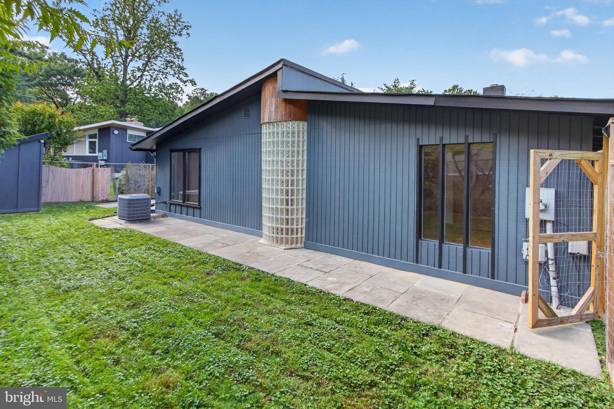 HOLMES RUN ACRES - Residential