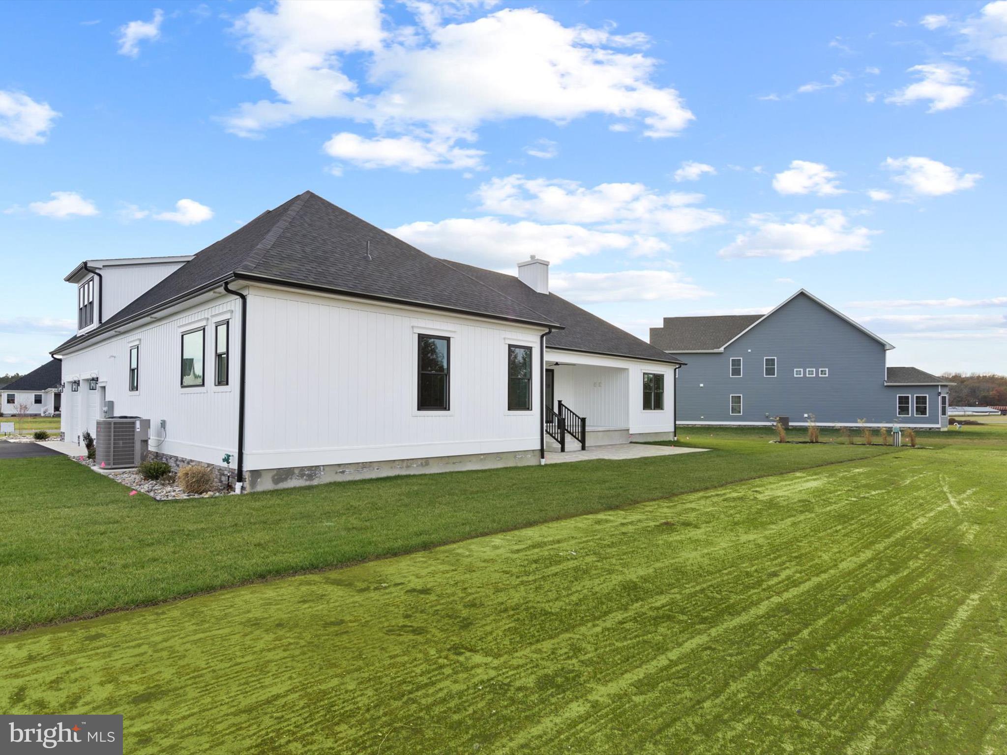 KINGSTON RIDGE - Residential