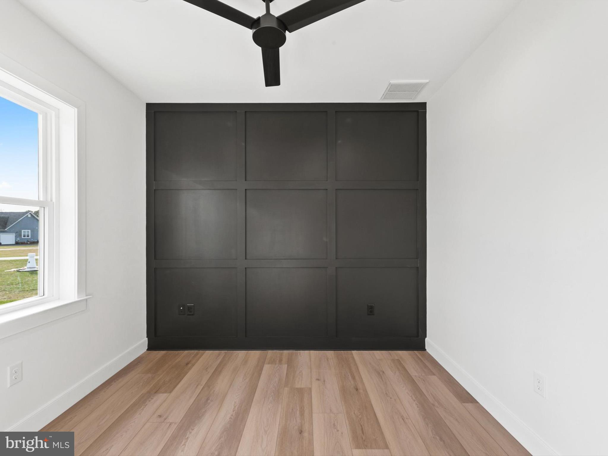 KINGSTON RIDGE - Residential