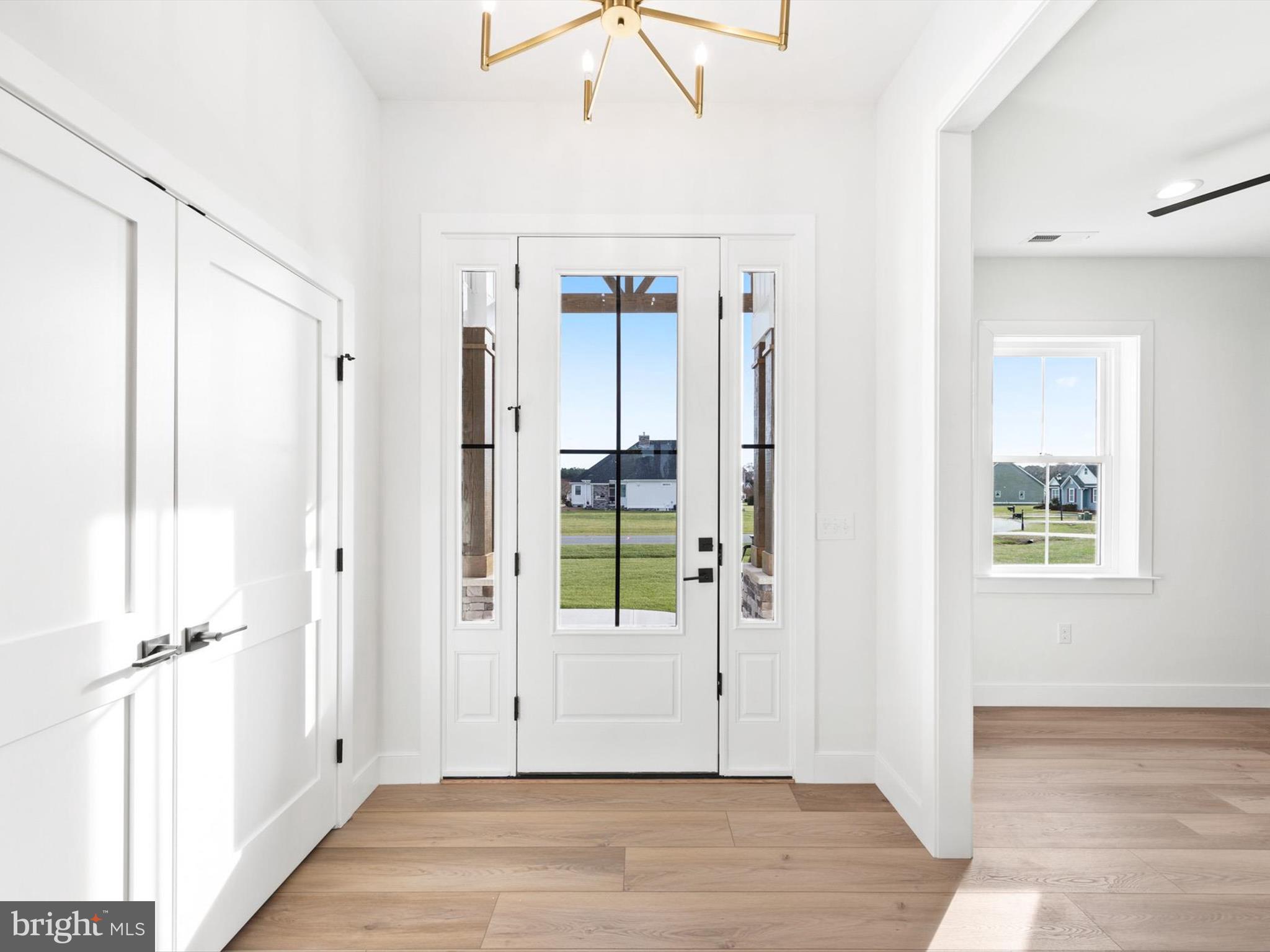 KINGSTON RIDGE - Residential