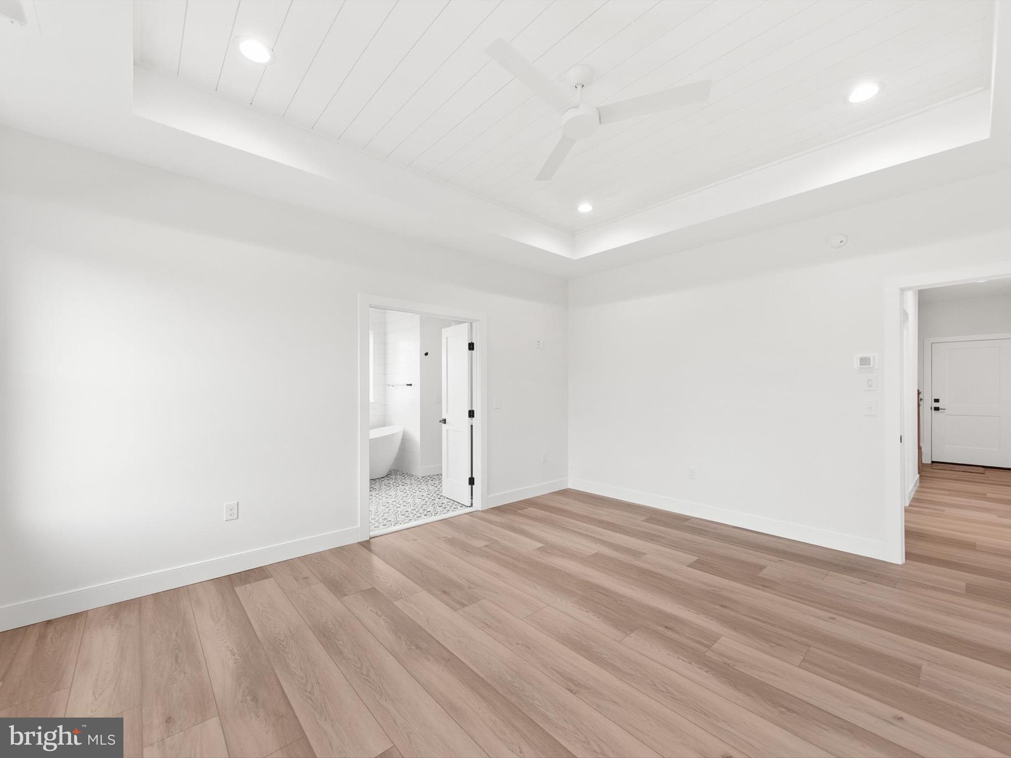 KINGSTON RIDGE - Residential