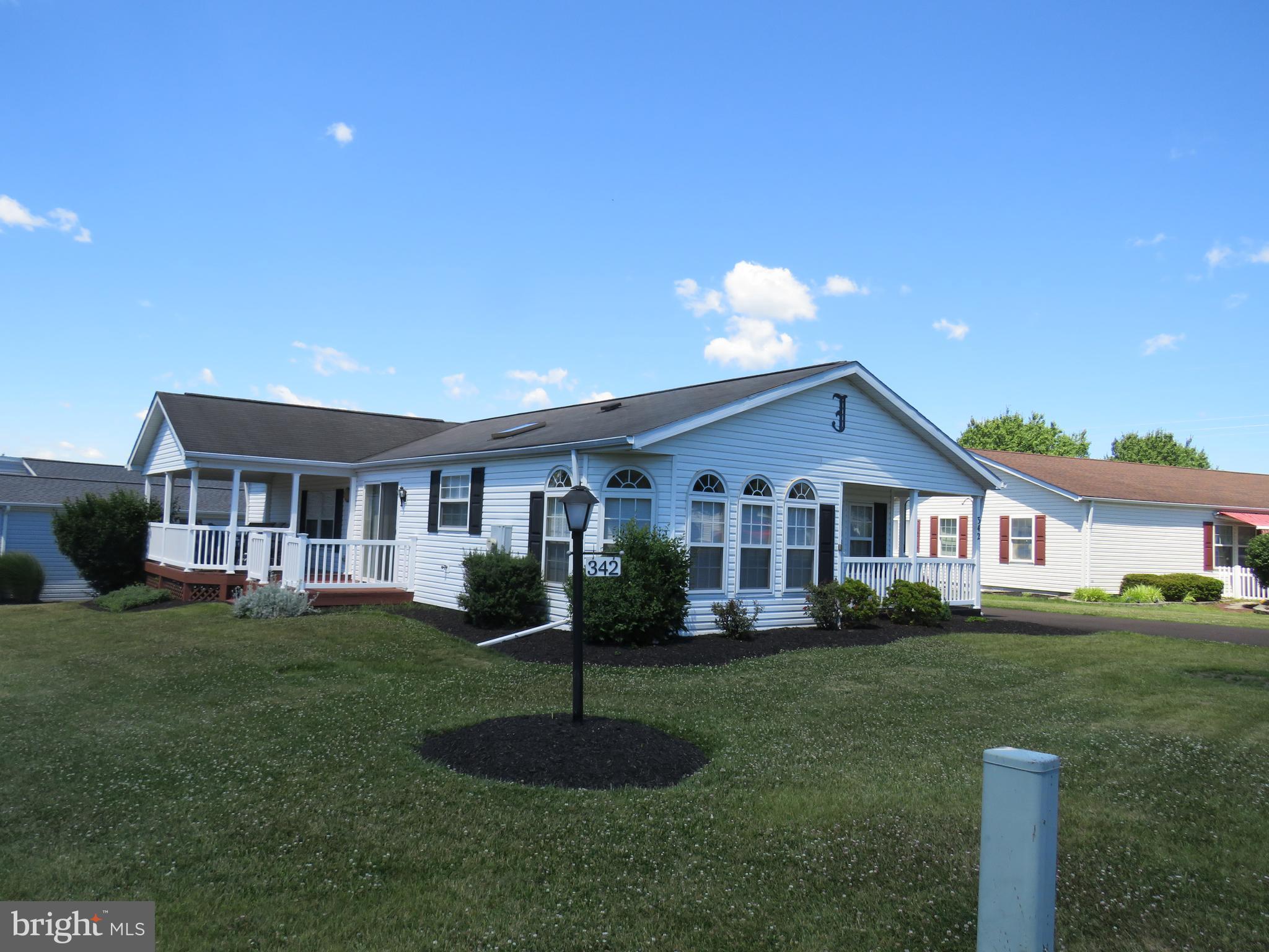 BUCKINGHAM SPRINGS - Residential