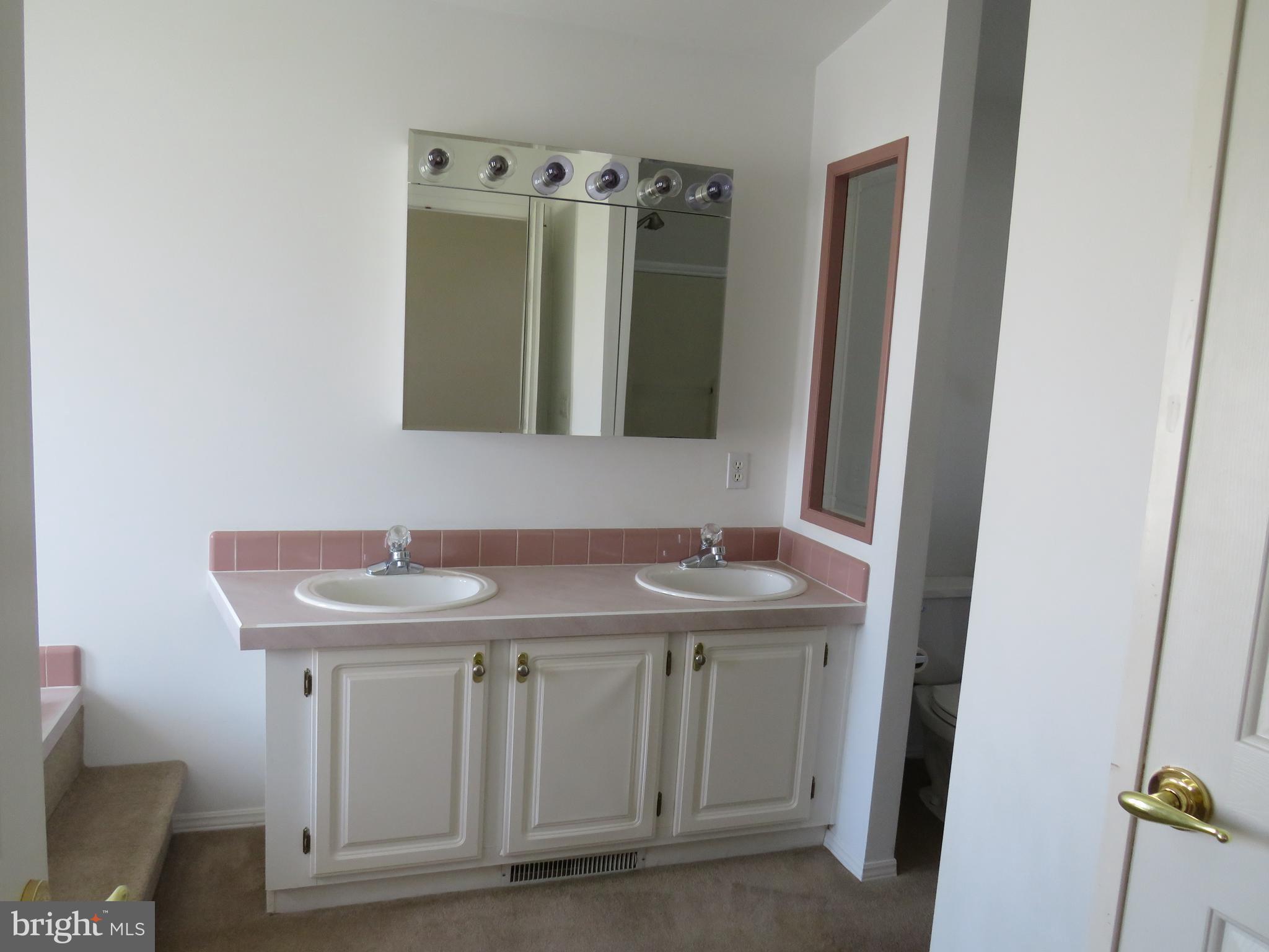 BUCKINGHAM SPRINGS - Residential