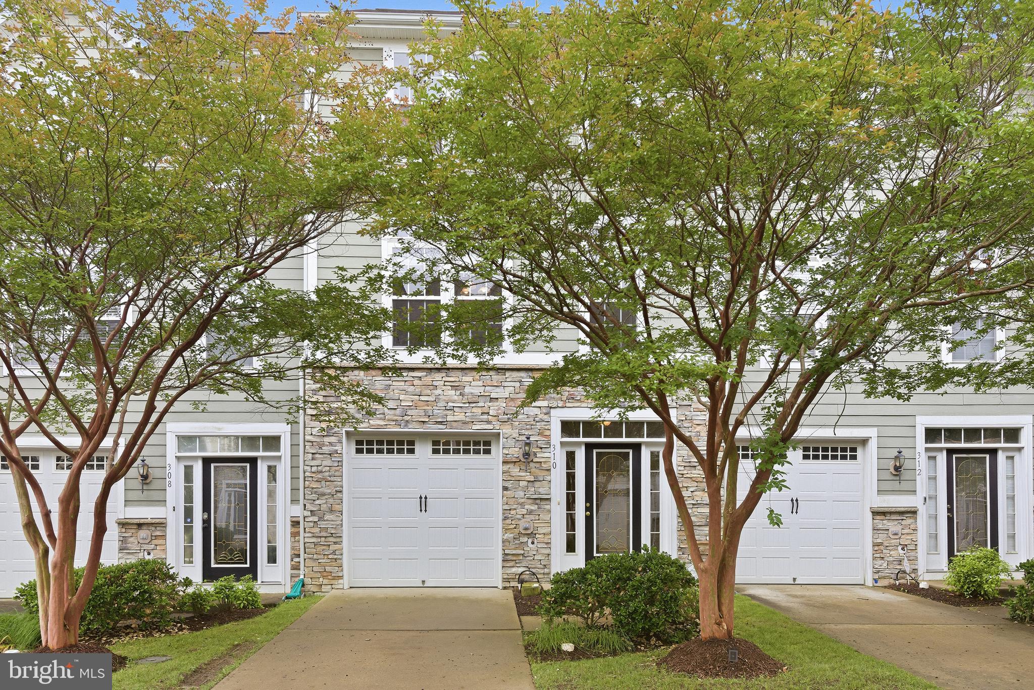 MONROE POINT - Residential