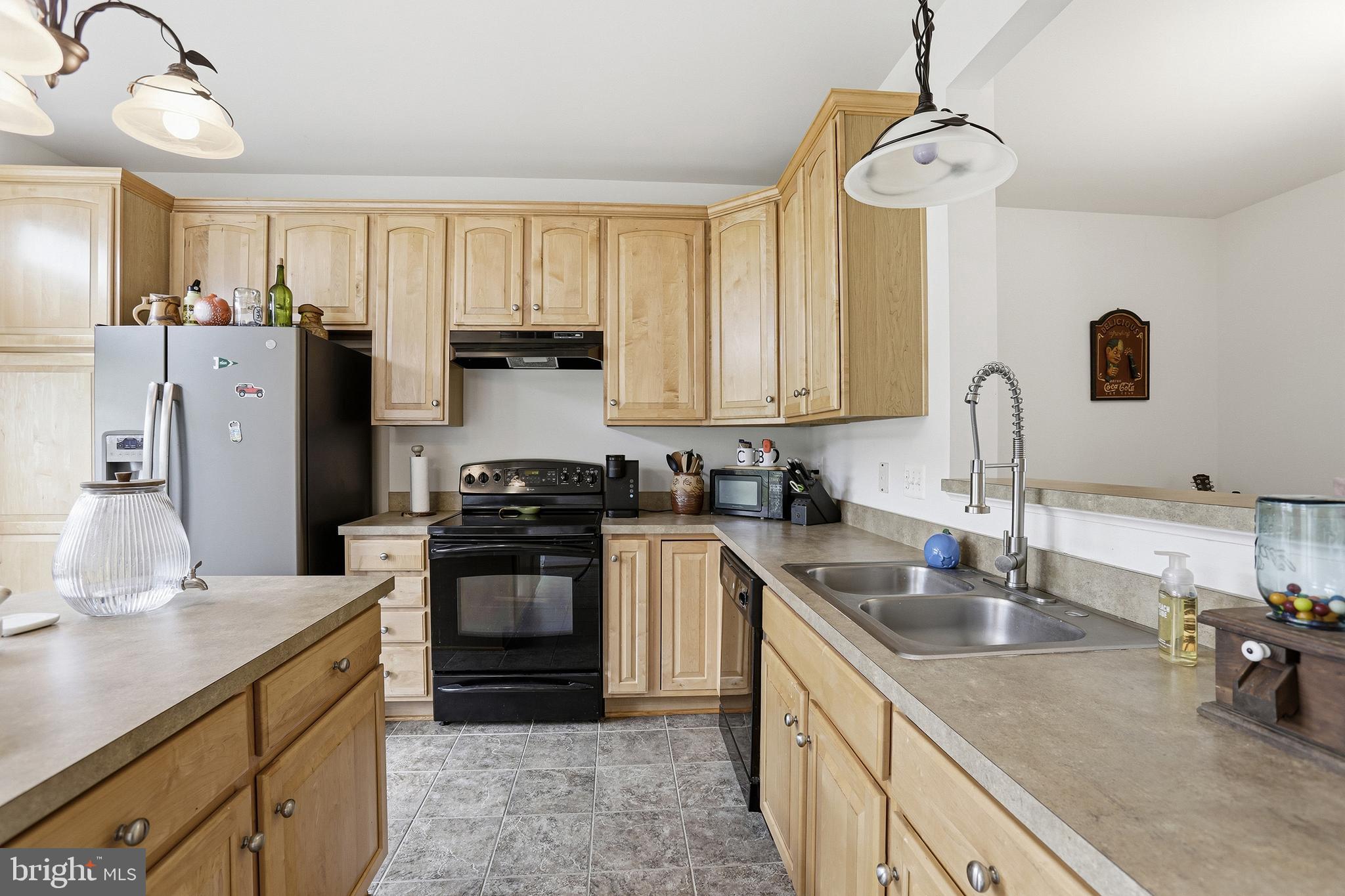 MONROE POINT - Residential