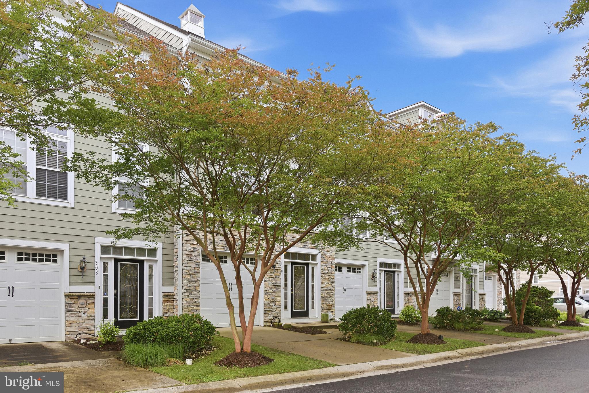 MONROE POINT - Residential