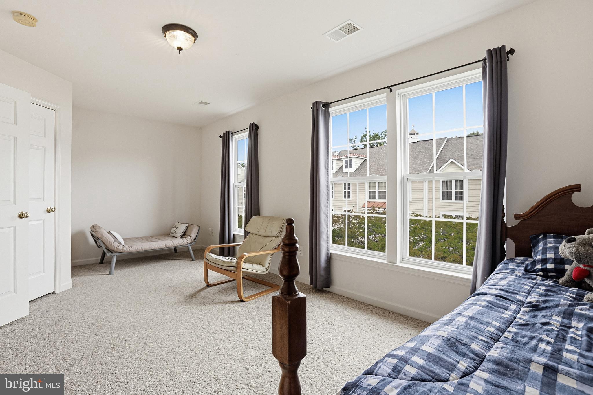 MONROE POINT - Residential