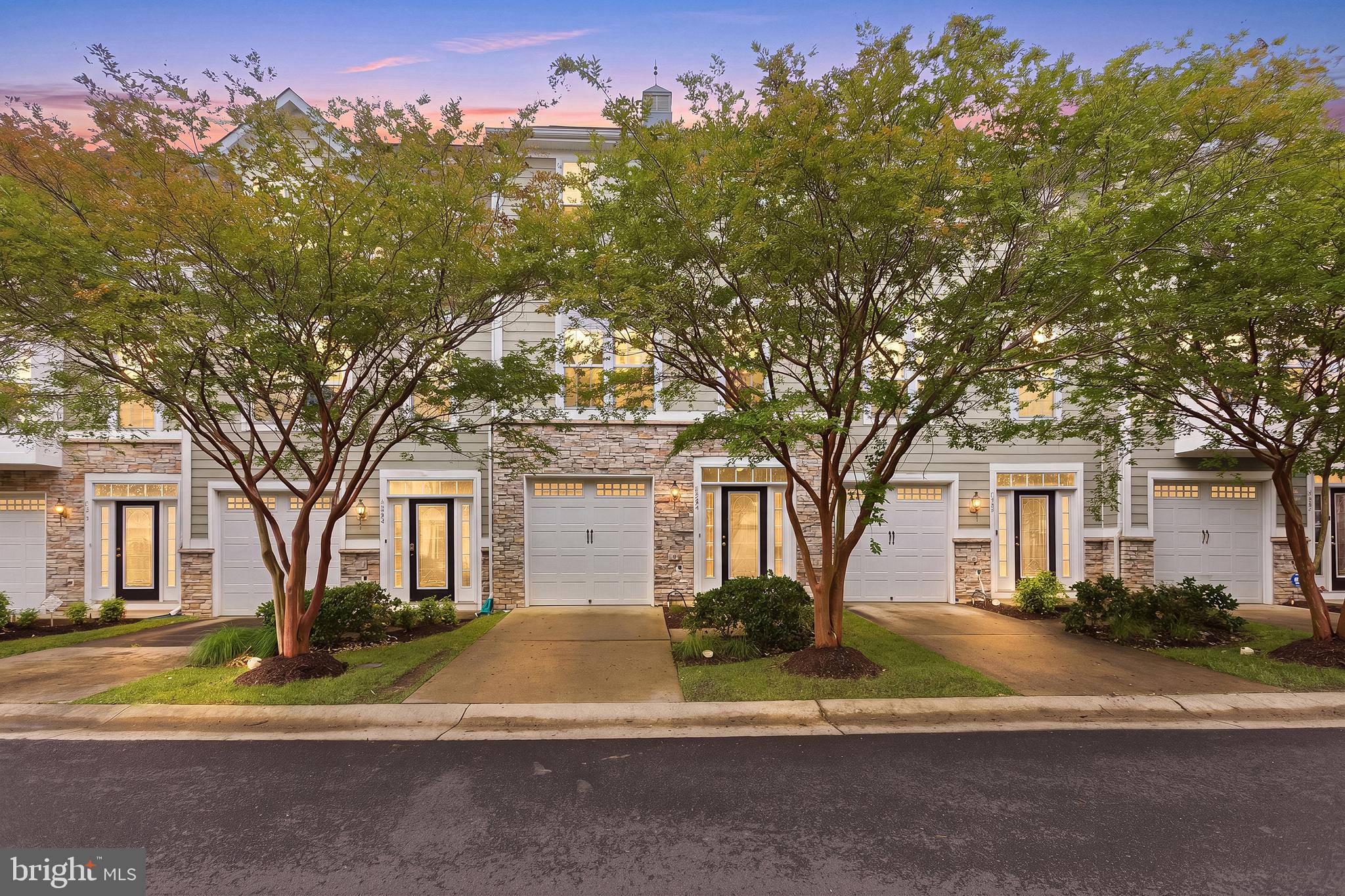 MONROE POINT - Residential
