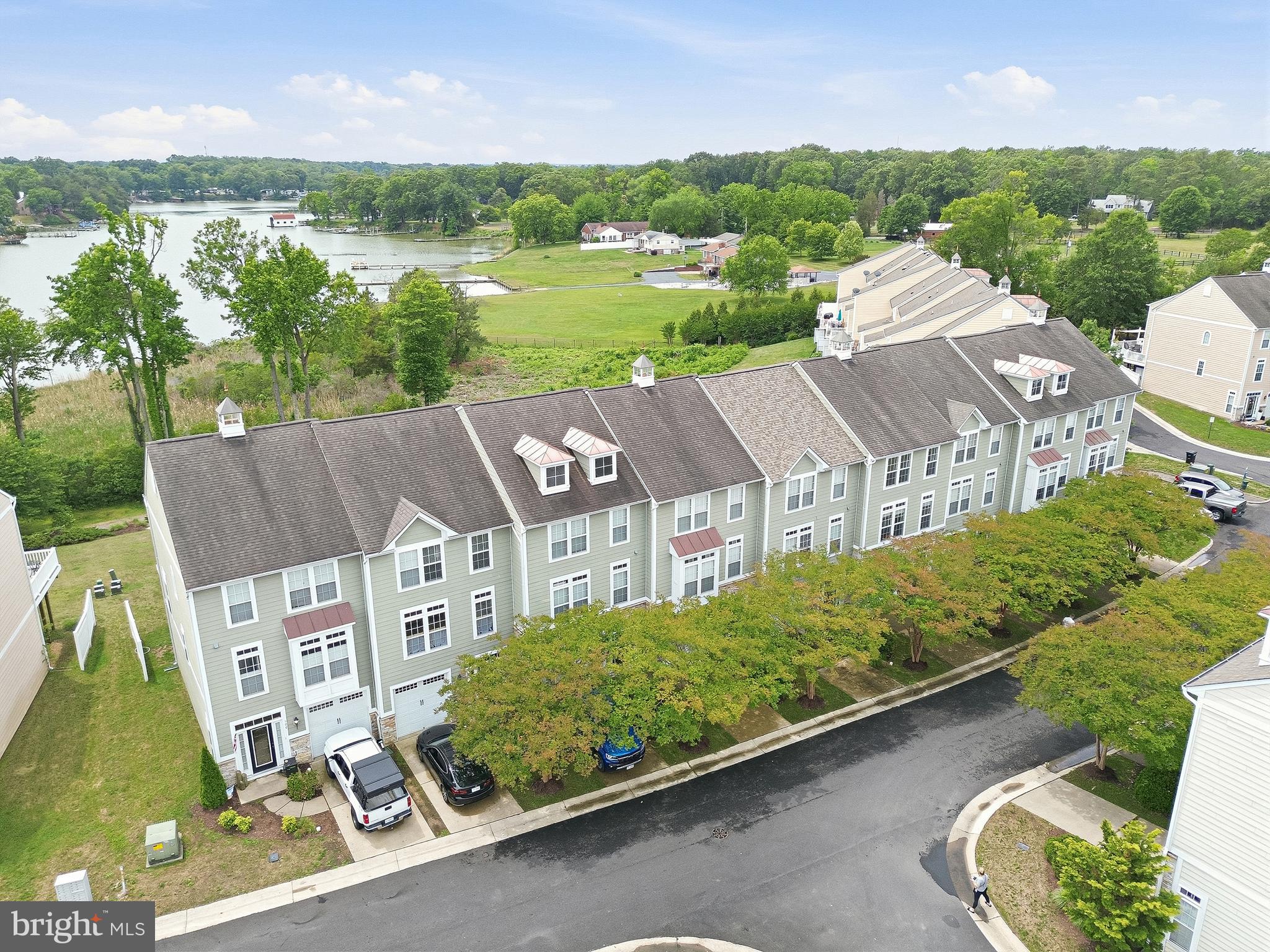 MONROE POINT - Residential