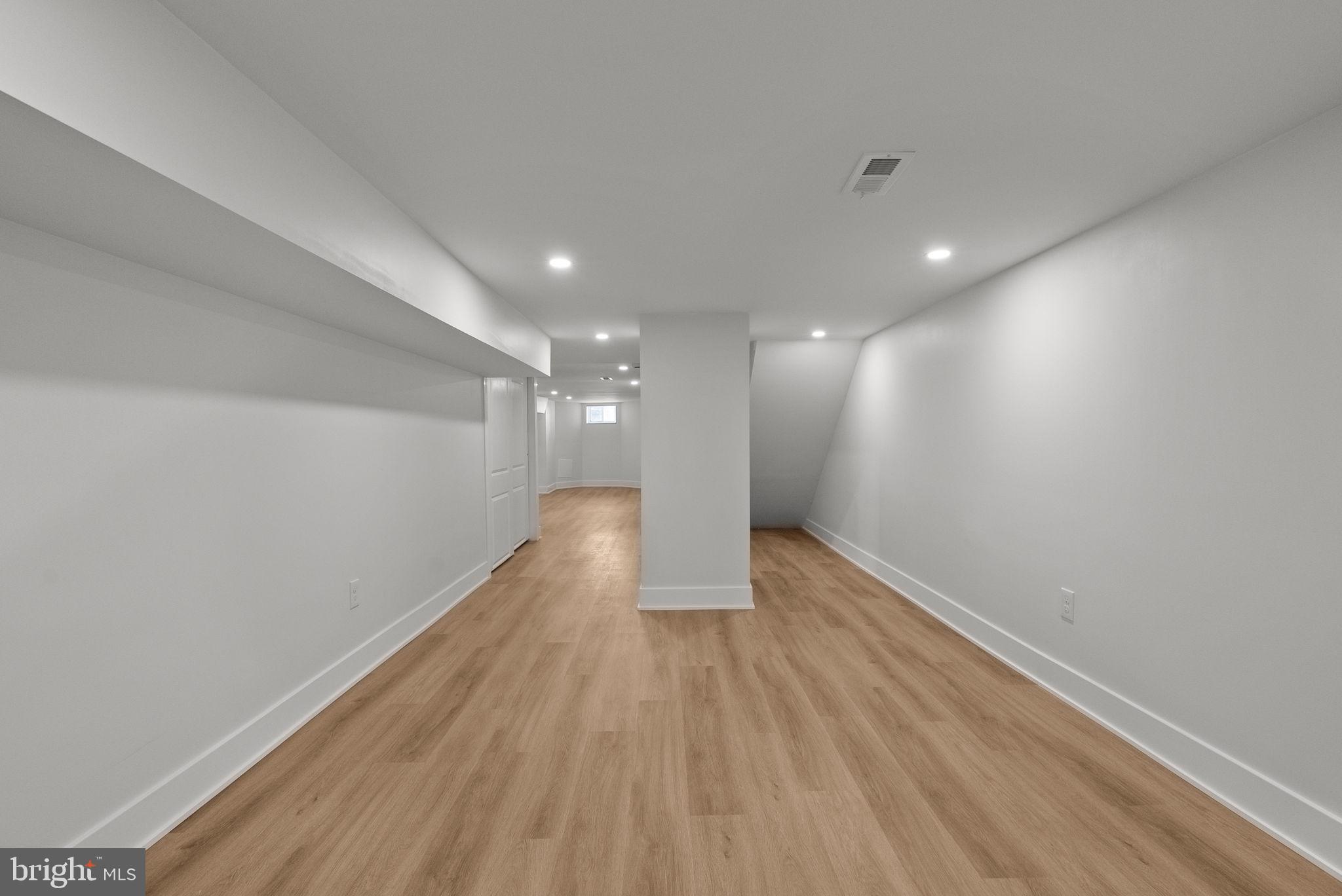 GERMANTOWN (WEST) - Residential