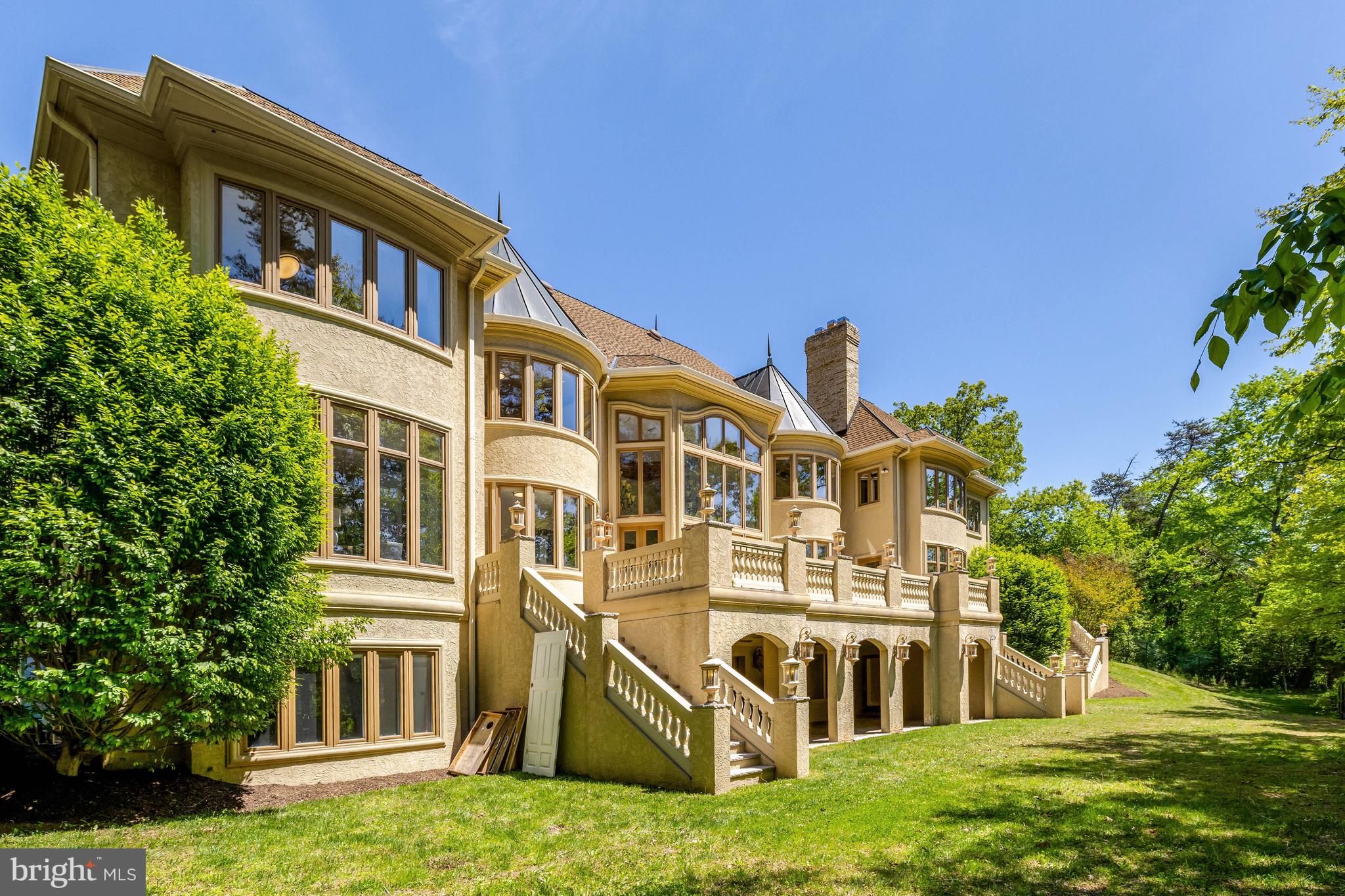 KENTLAND POND - Residential