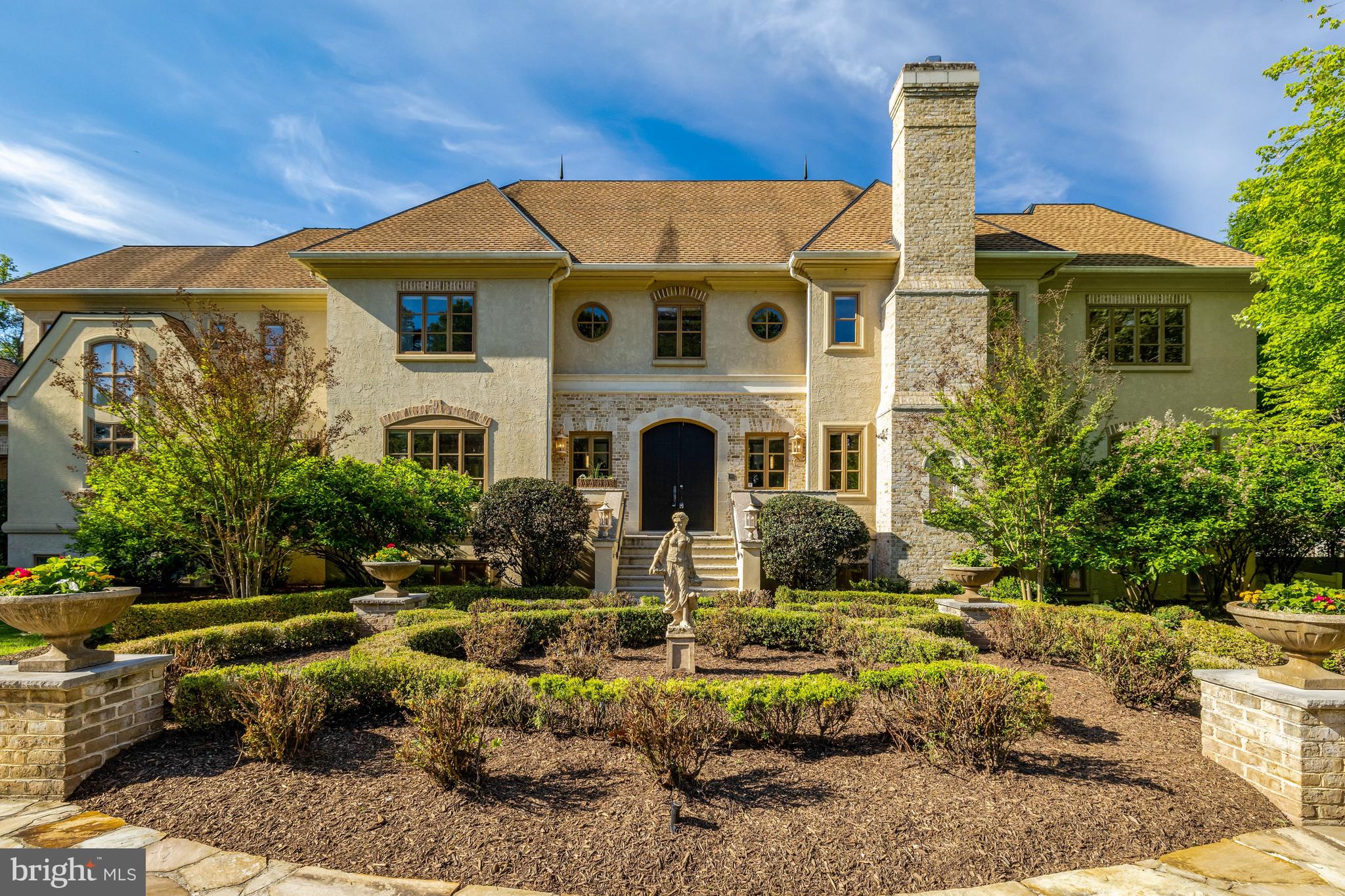 KENTLAND POND - Residential