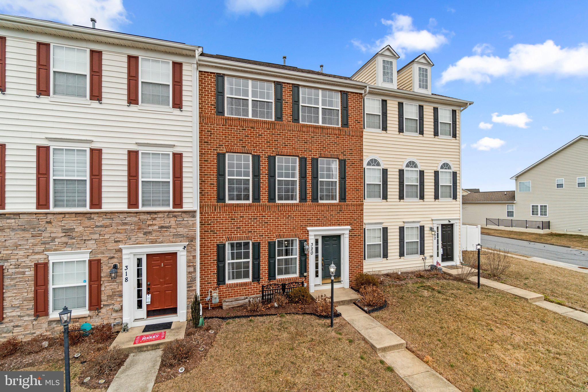 BRINKLEY MANOR - Residential
