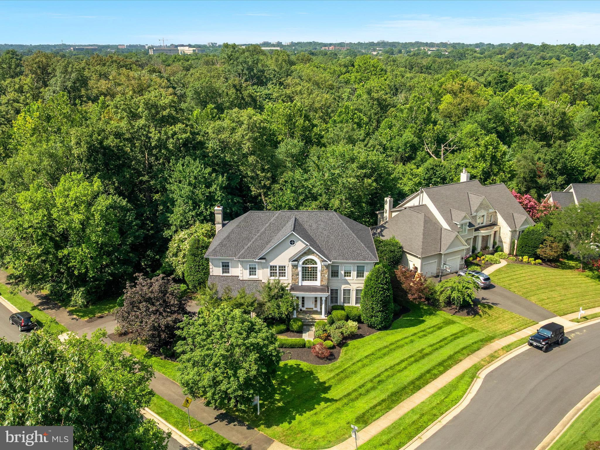 RESTON - Residential
