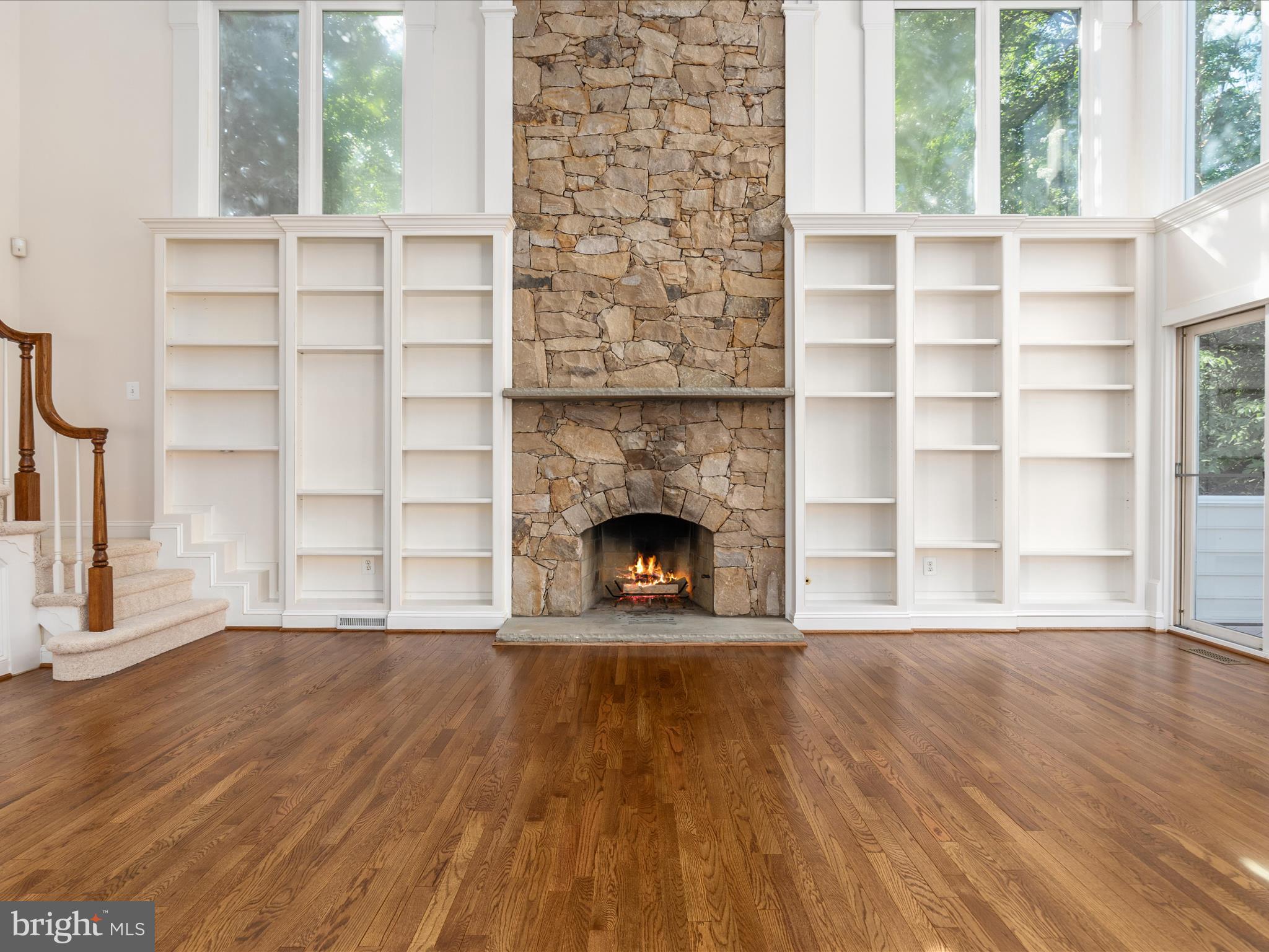RESTON - Residential