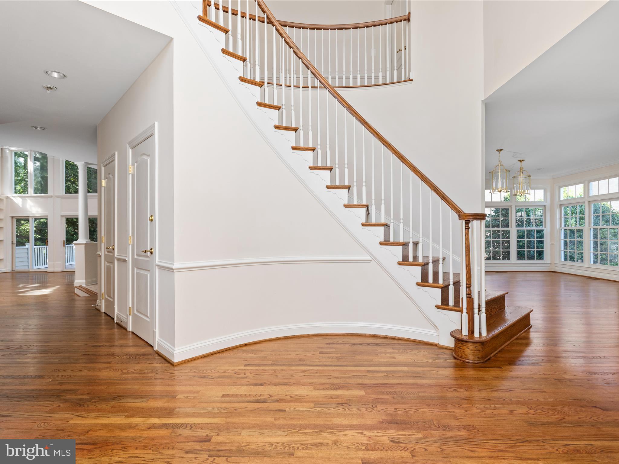 RESTON - Residential
