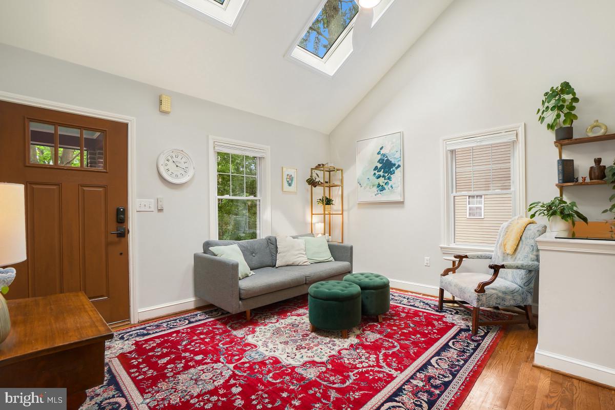 TAKOMA PARK - Residential