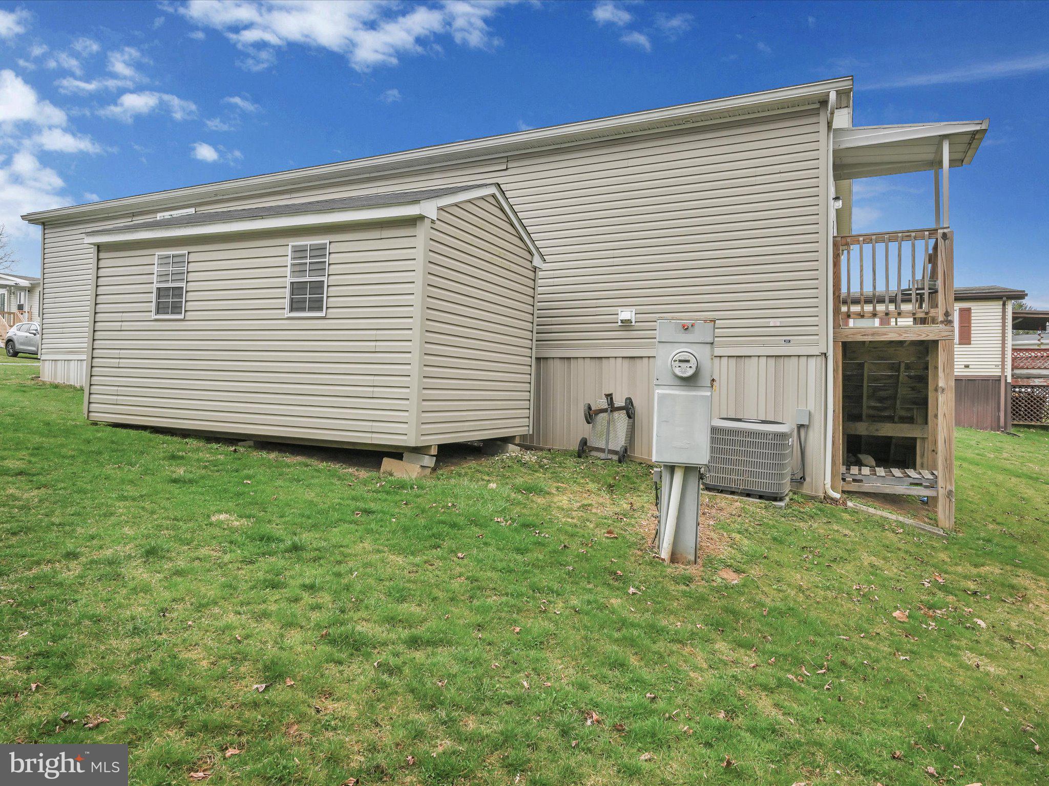 WINCHESTER MEADOWS - Residential