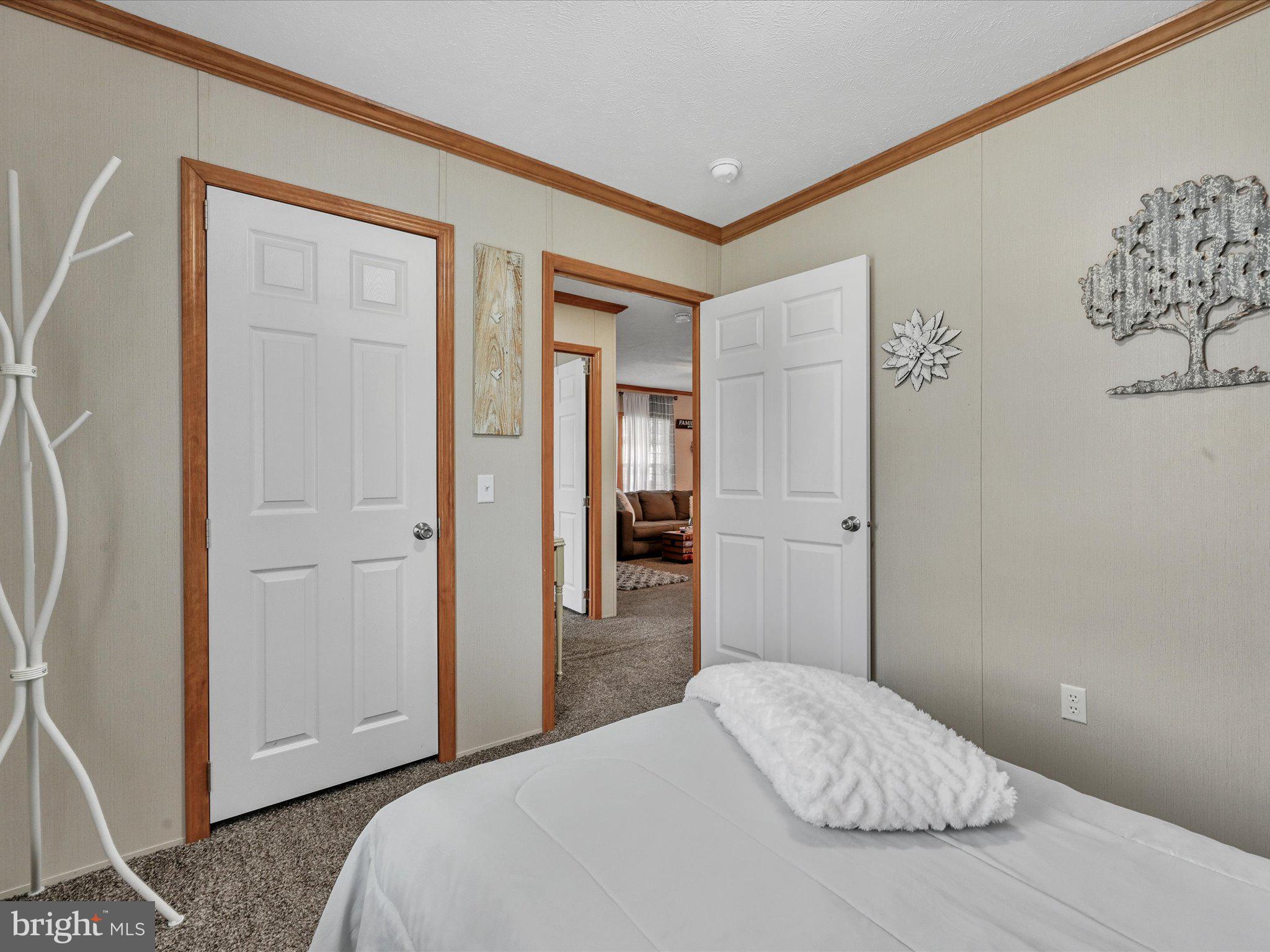 WINCHESTER MEADOWS - Residential