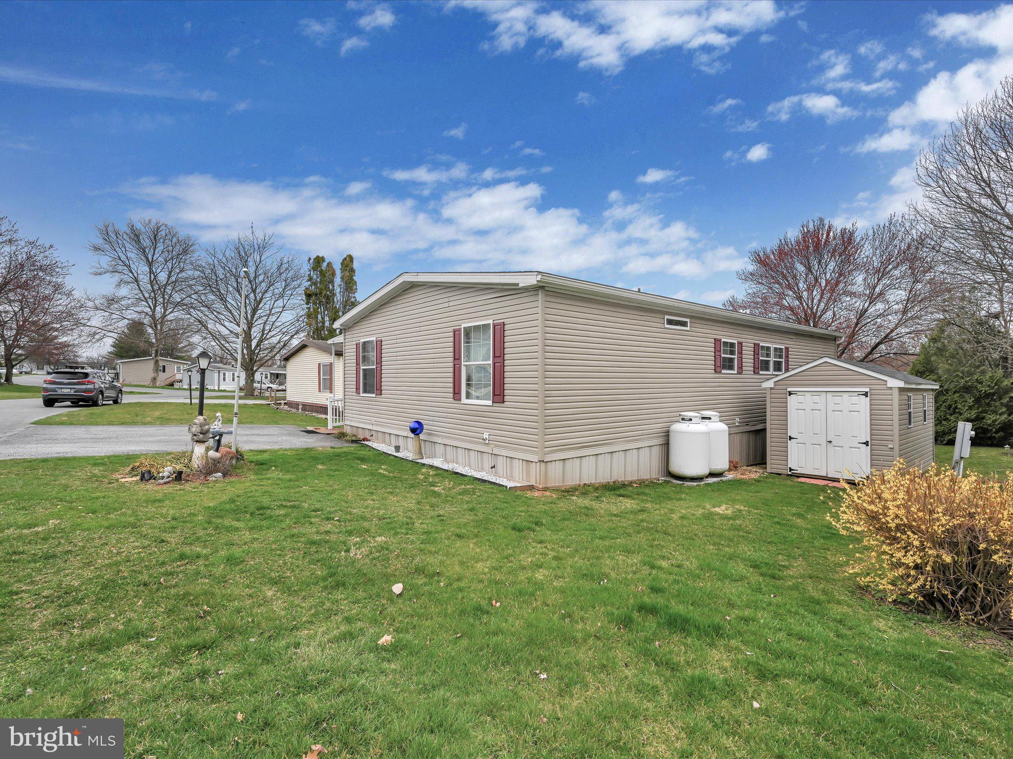 WINCHESTER MEADOWS - Residential