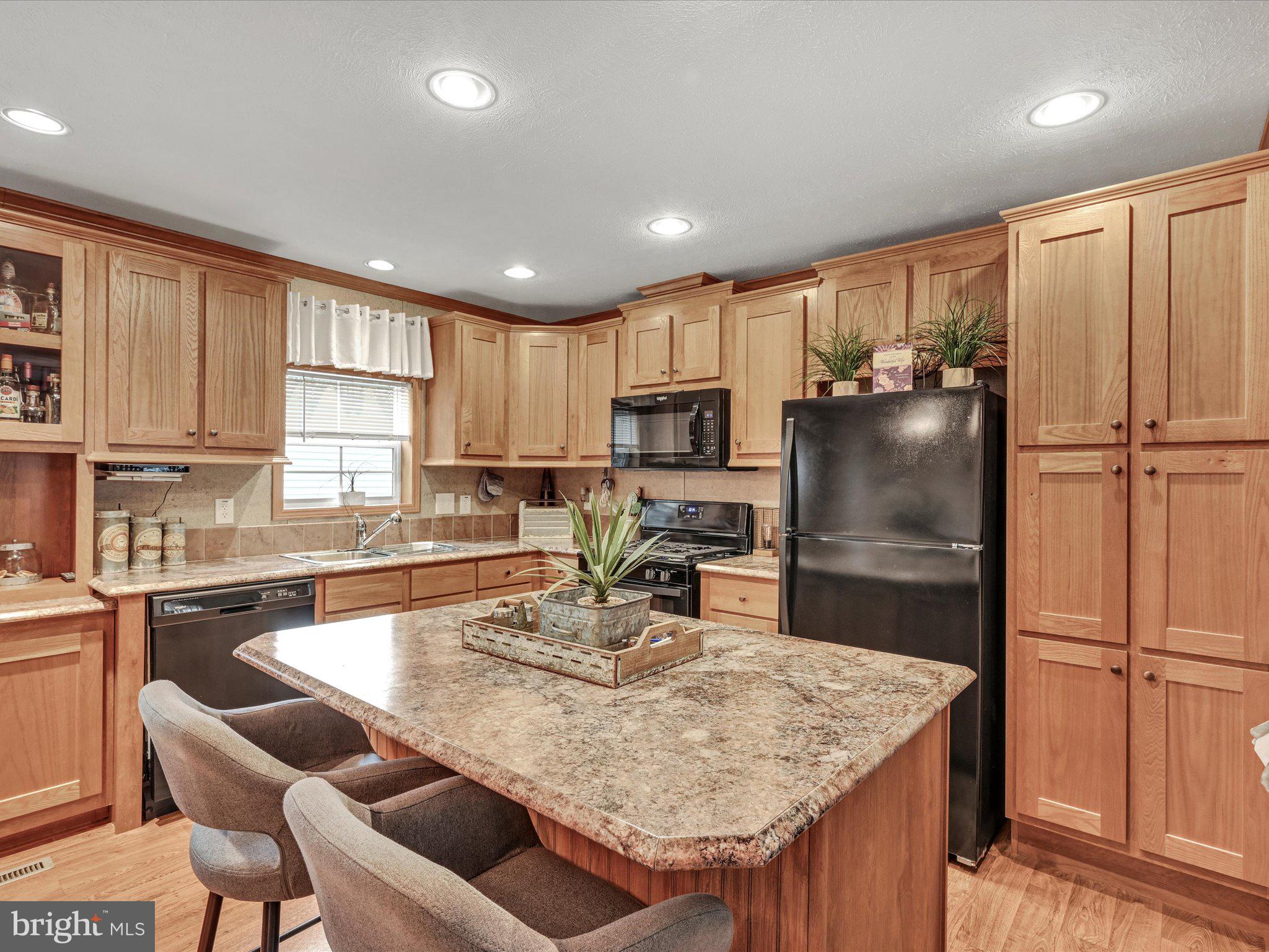 WINCHESTER MEADOWS - Residential
