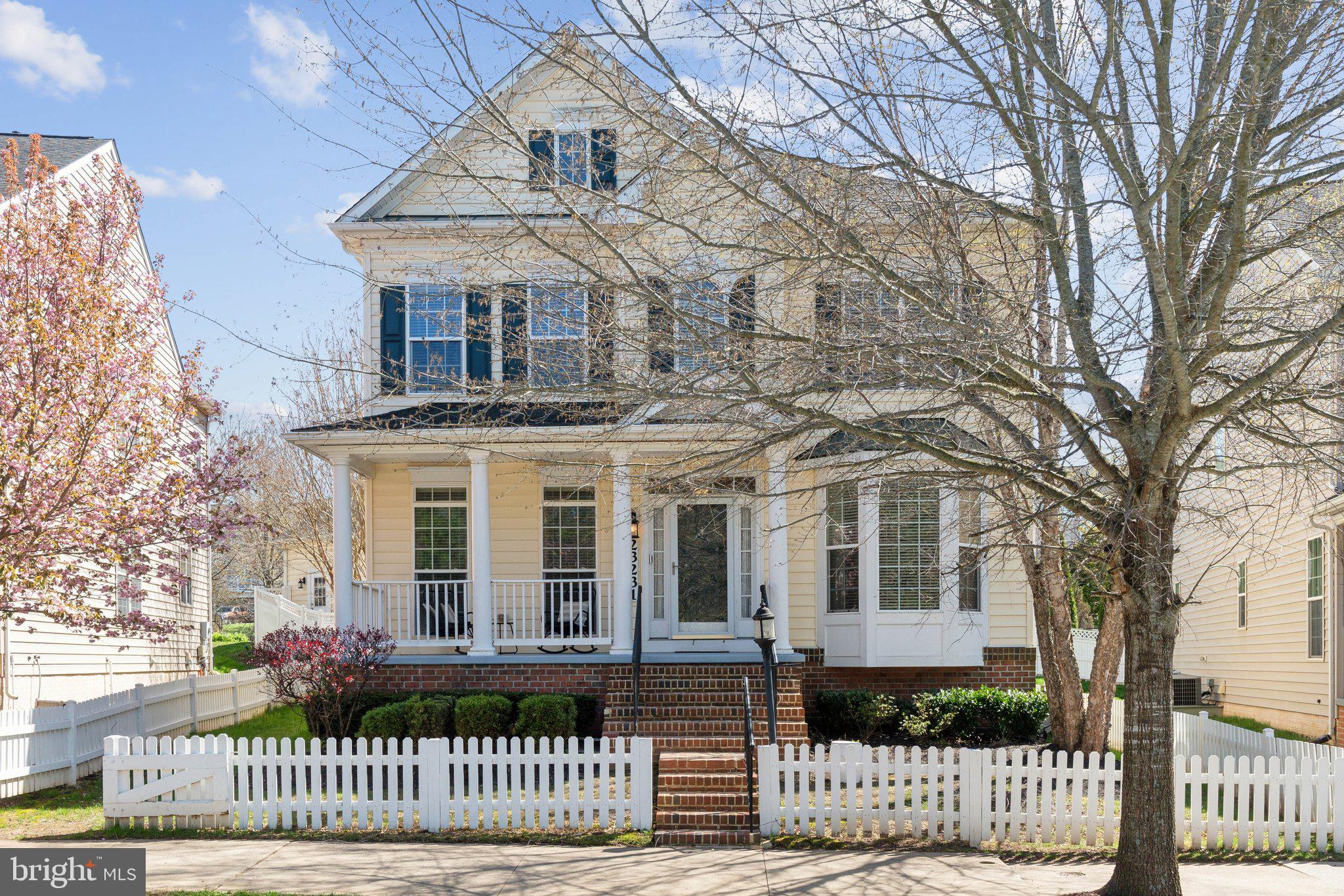 GREENWAY VILLAGE - Residential