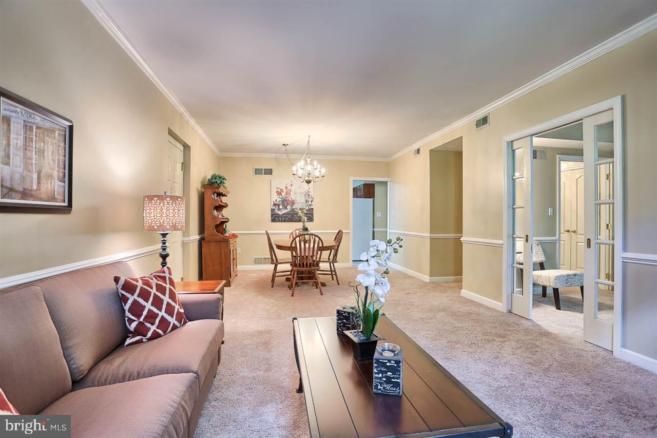 THE CREST - Residential