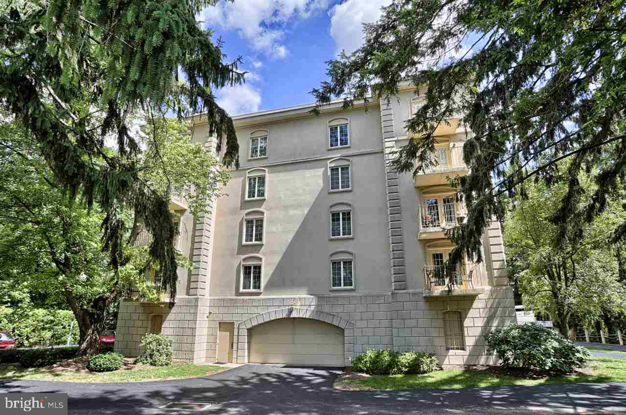 THE CREST - Residential