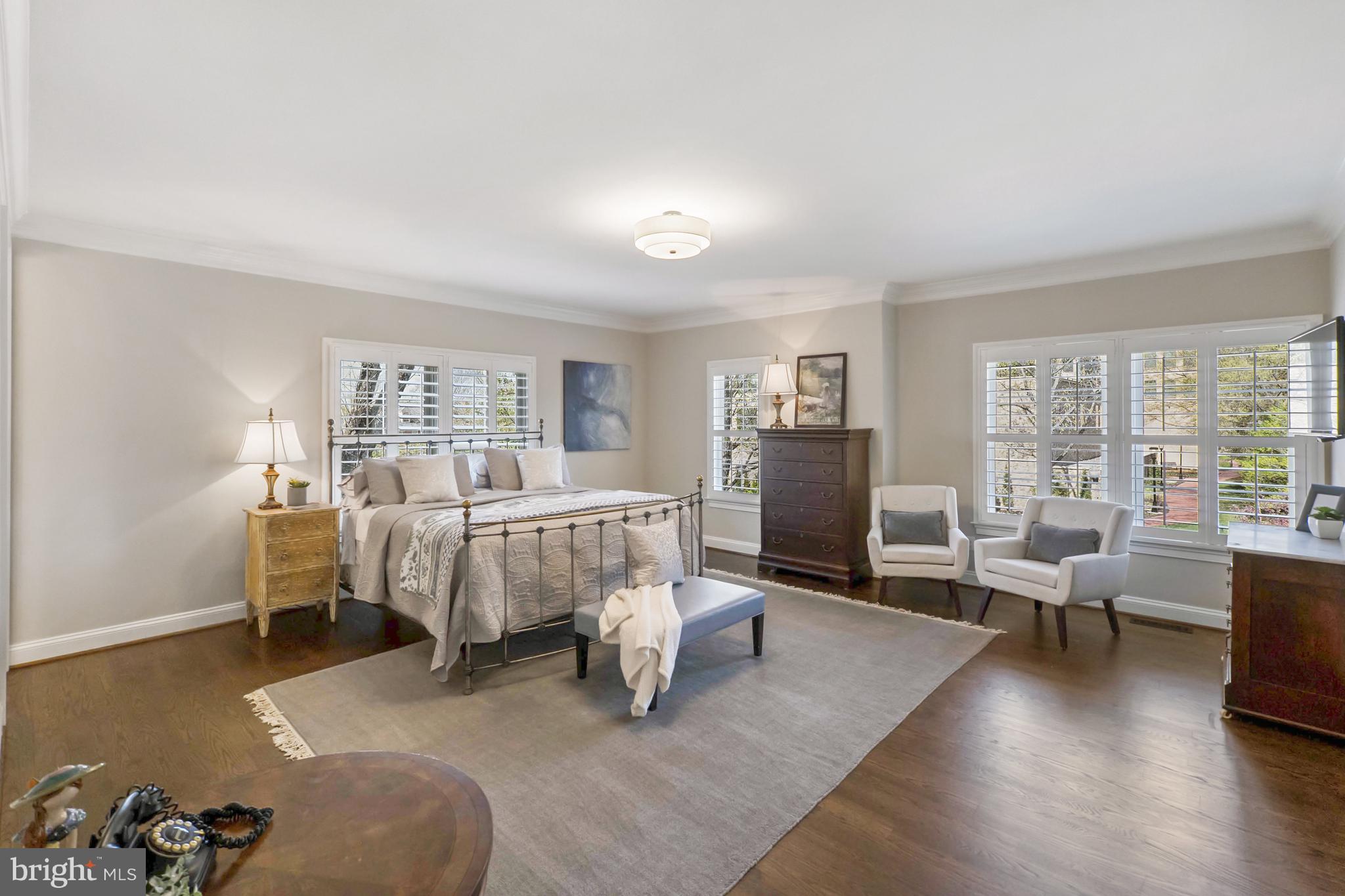 LAWTON MANOR - Residential