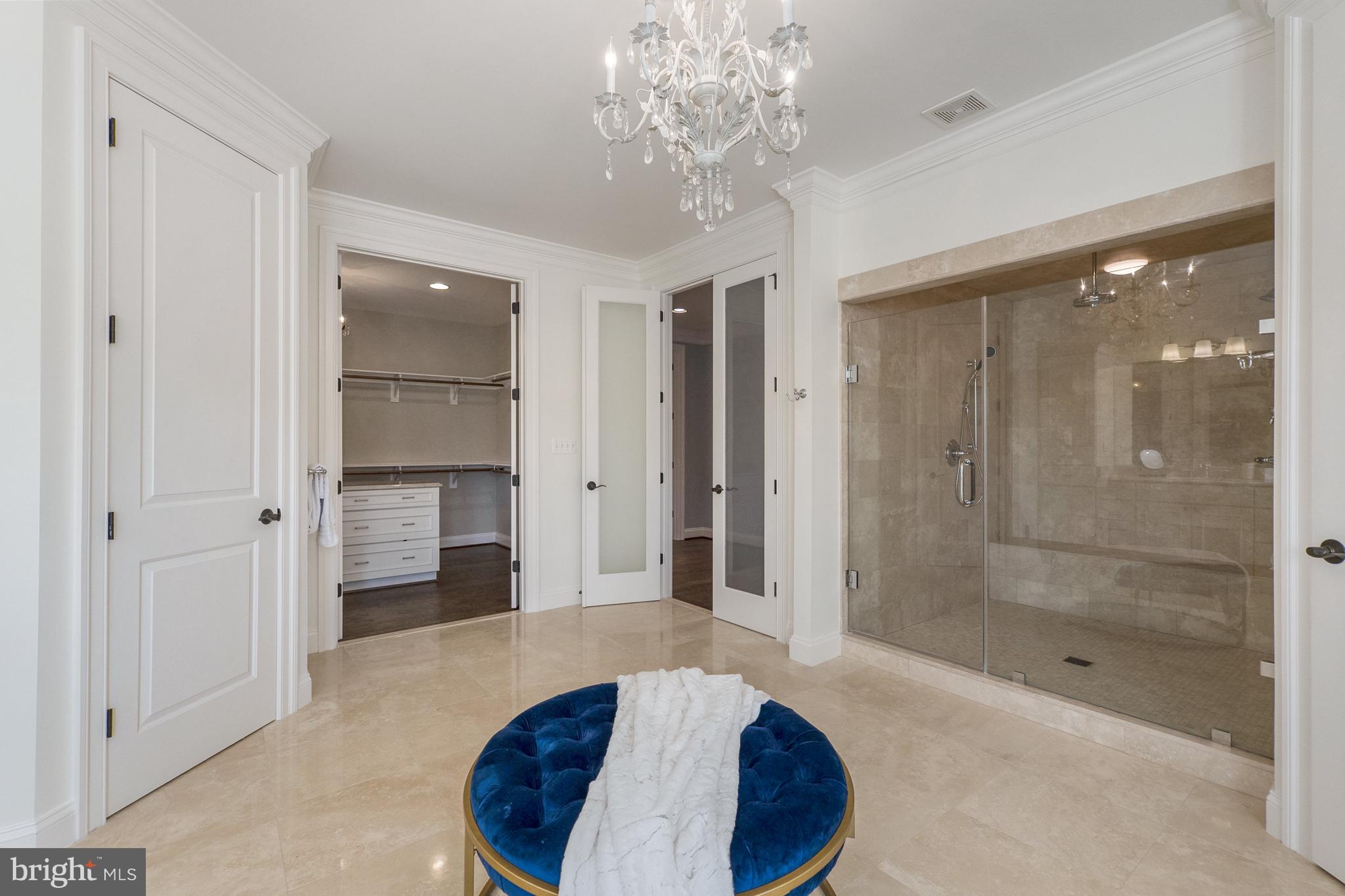 LAWTON MANOR - Residential