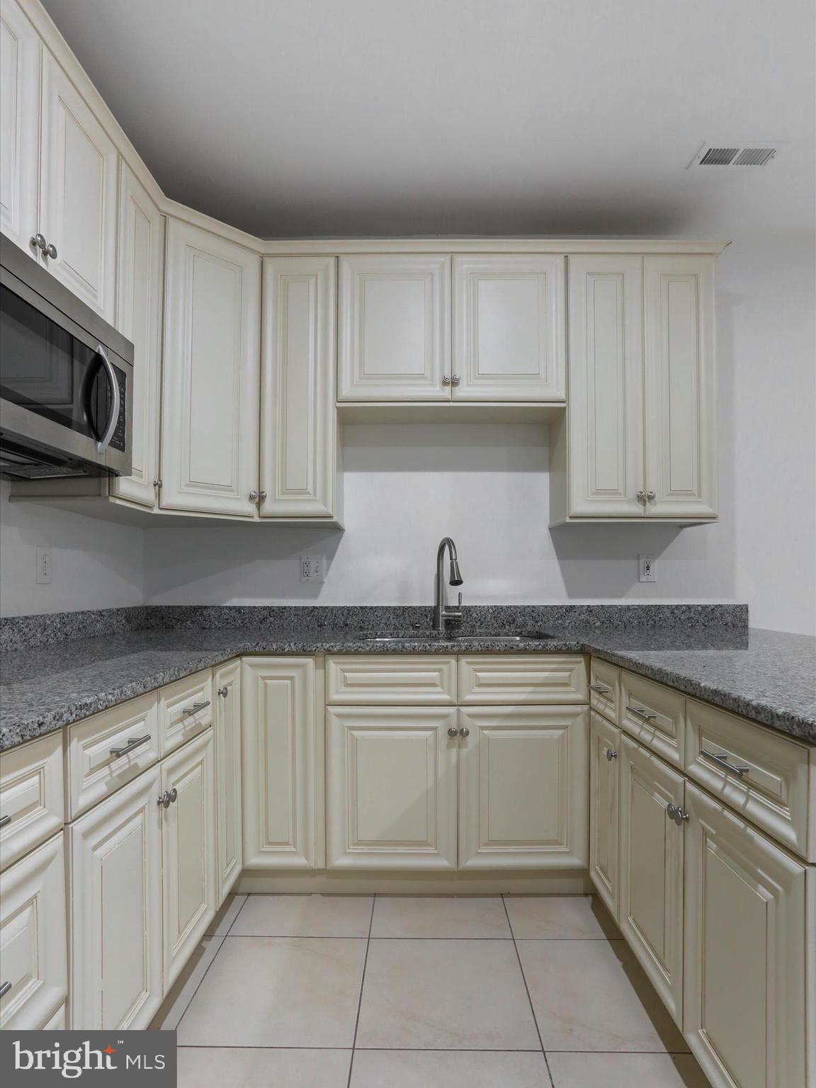 ASHBURN - Residential