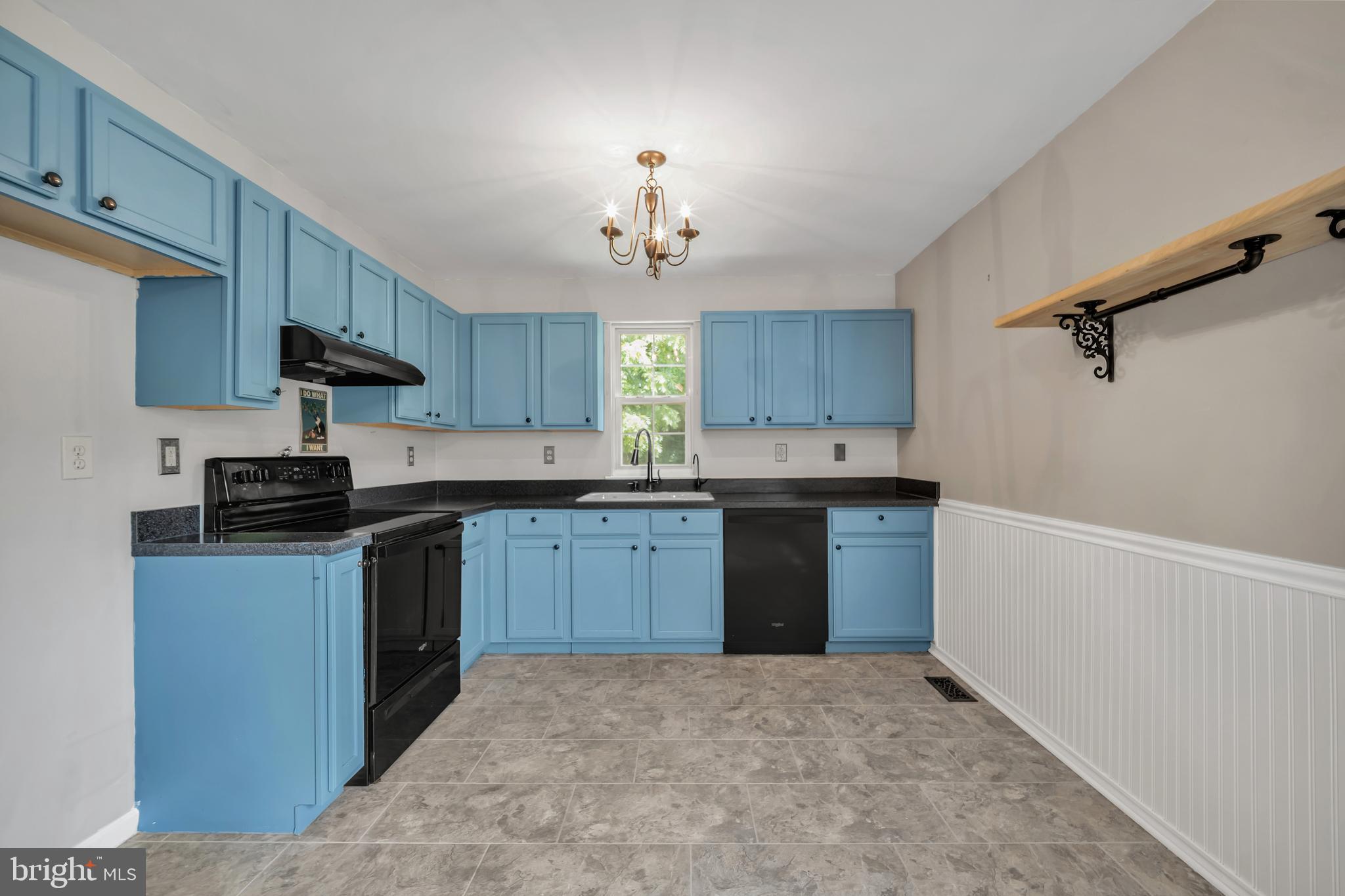 BEACON HILL - Residential